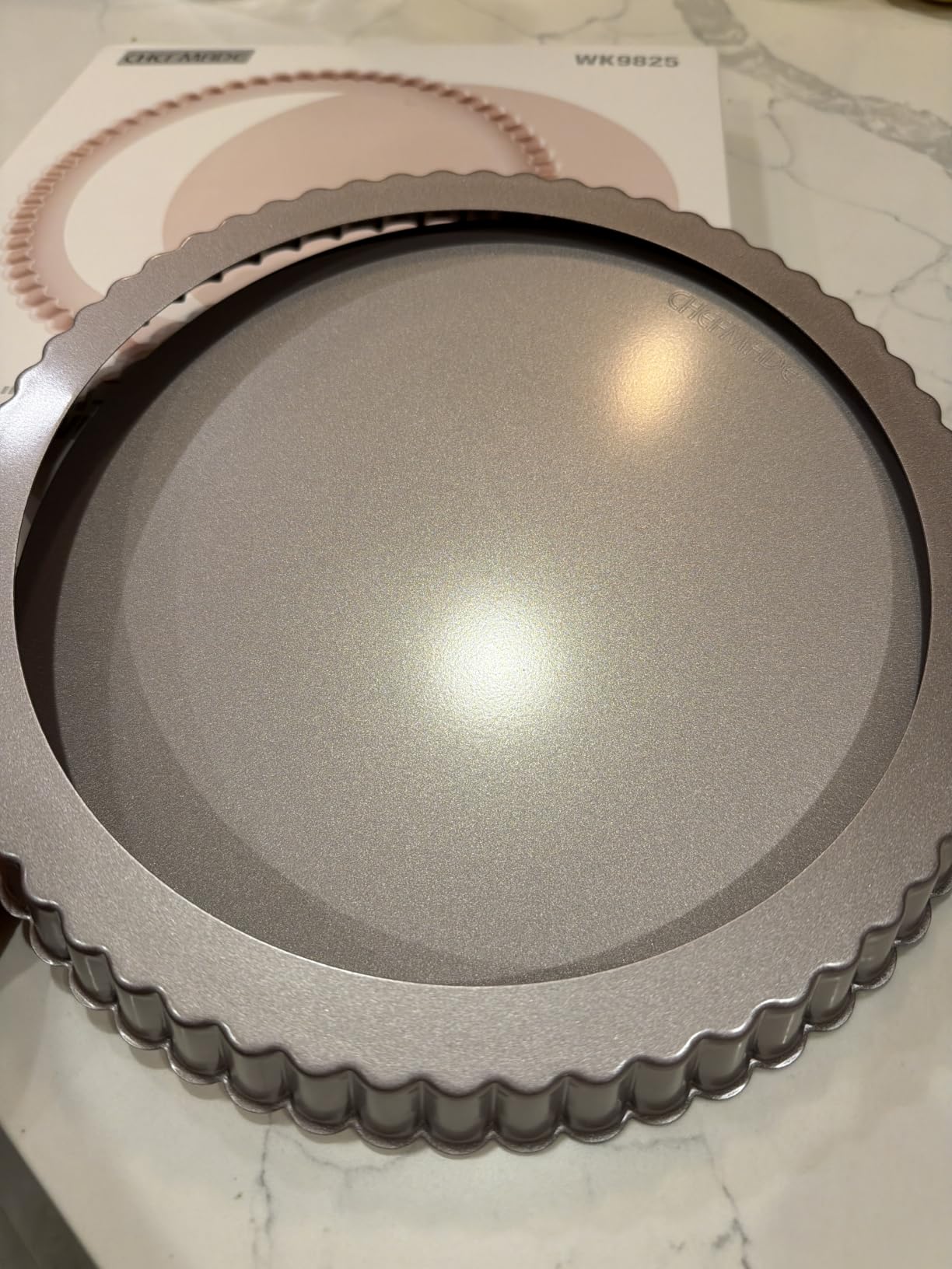 CHEFMADE 9.5-Inch Round Tart Pan with Removable Loose Bottom, Non-Stick Carbon Steel Quiche Pan (Champagne Gold) customer photo 1