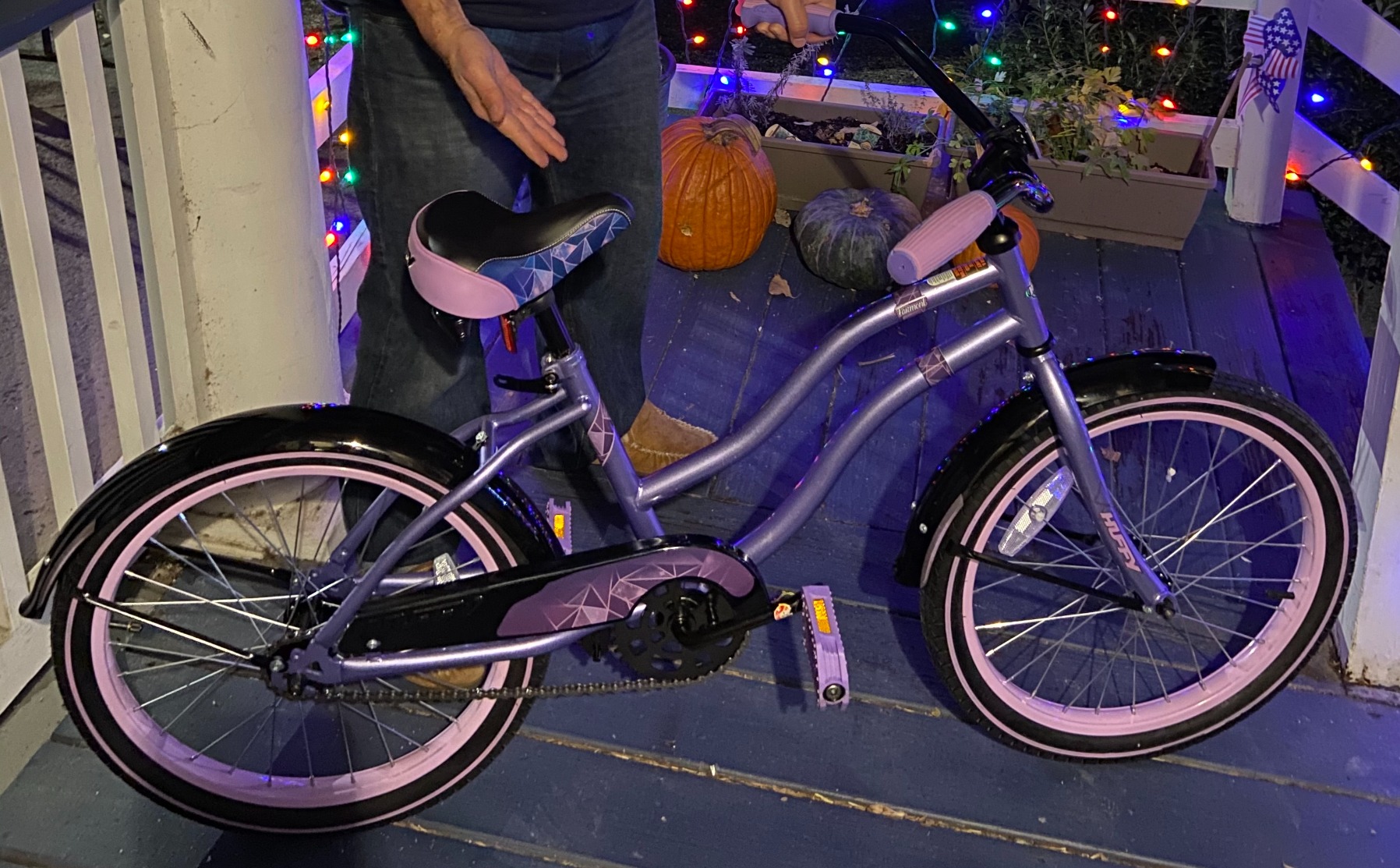 Huffy Cruiser Bike, Fairmont or Woodhaven Model, 20/24/26 Inch Sizes, Perfect for Casual Rides, Ergonomic Design, Rear Rack and Basket on Woodhaven Model, Simple Coaster Brakes, Multiple Color Options customer photo 2