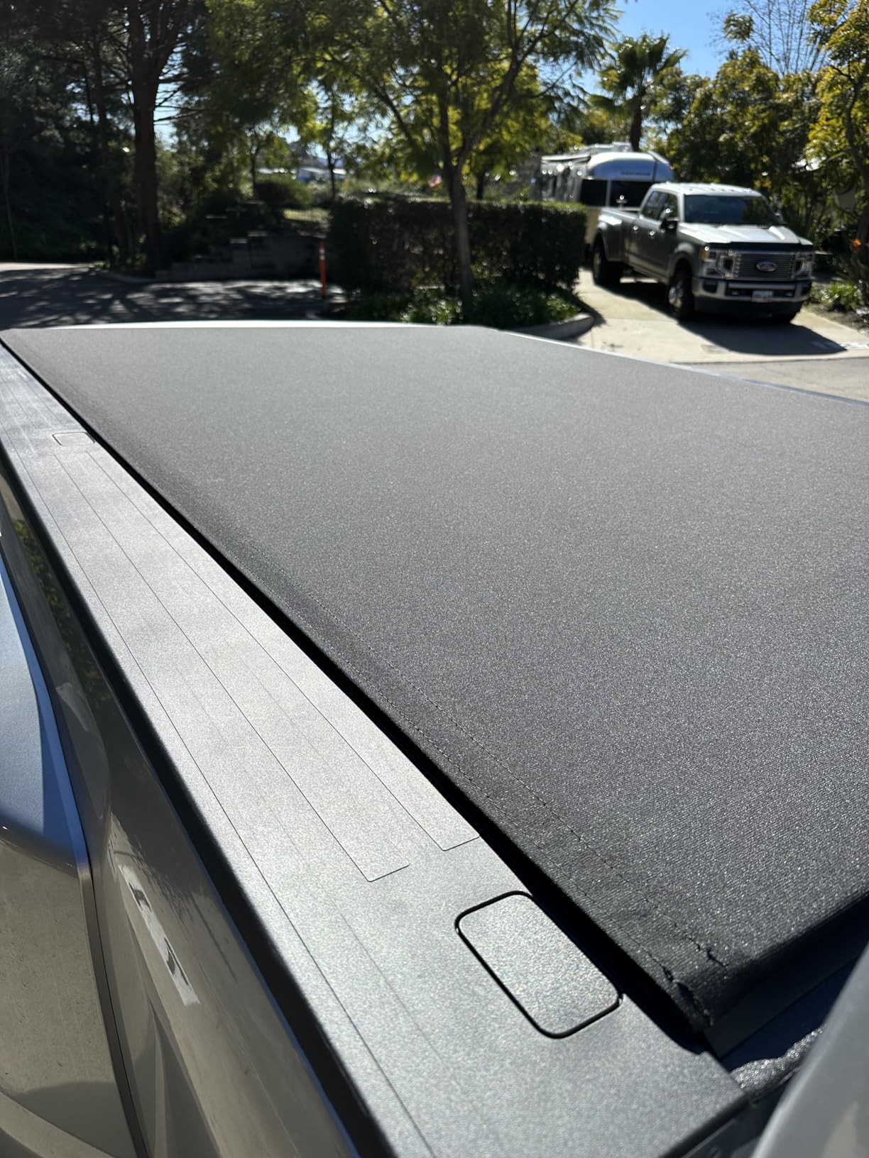 RealTruck TruXedo Sentry Hard Rolling Truck Bed Tonneau Cover | 1579101 | Fits 2017-2024 Ford F-250/350/450 Super Duty 6' 10