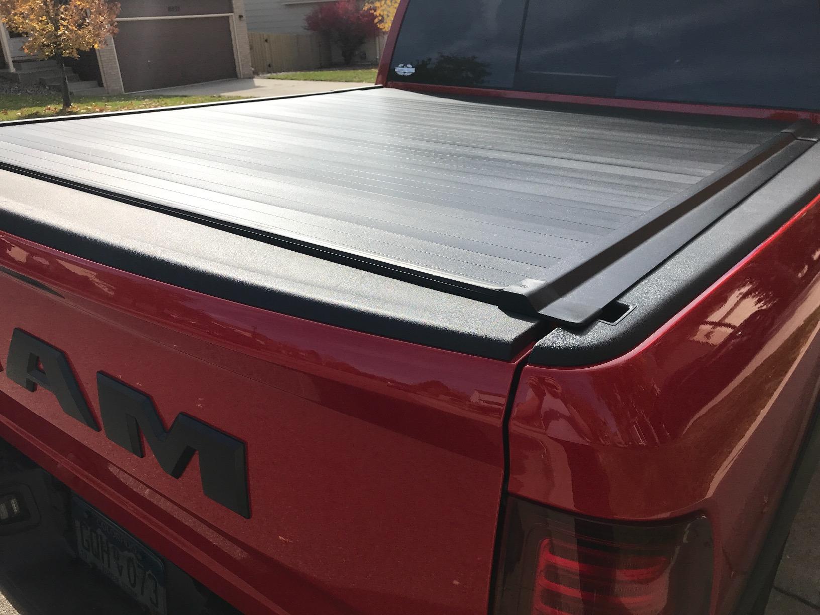 Gator Recoil Retractable Truck Bed Tonneau Cover | G30232 | Fits 2009-2018 Dodge Ram 1500 6'4