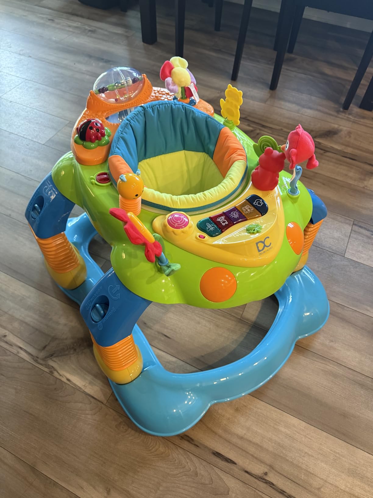 Delta Children Lil Play Station 4-in-1 Activity Walker - Rocker, Activity Center, Bouncer, Walker - Adjustable Seat Height - Sadie the Ladybug customer photo 1