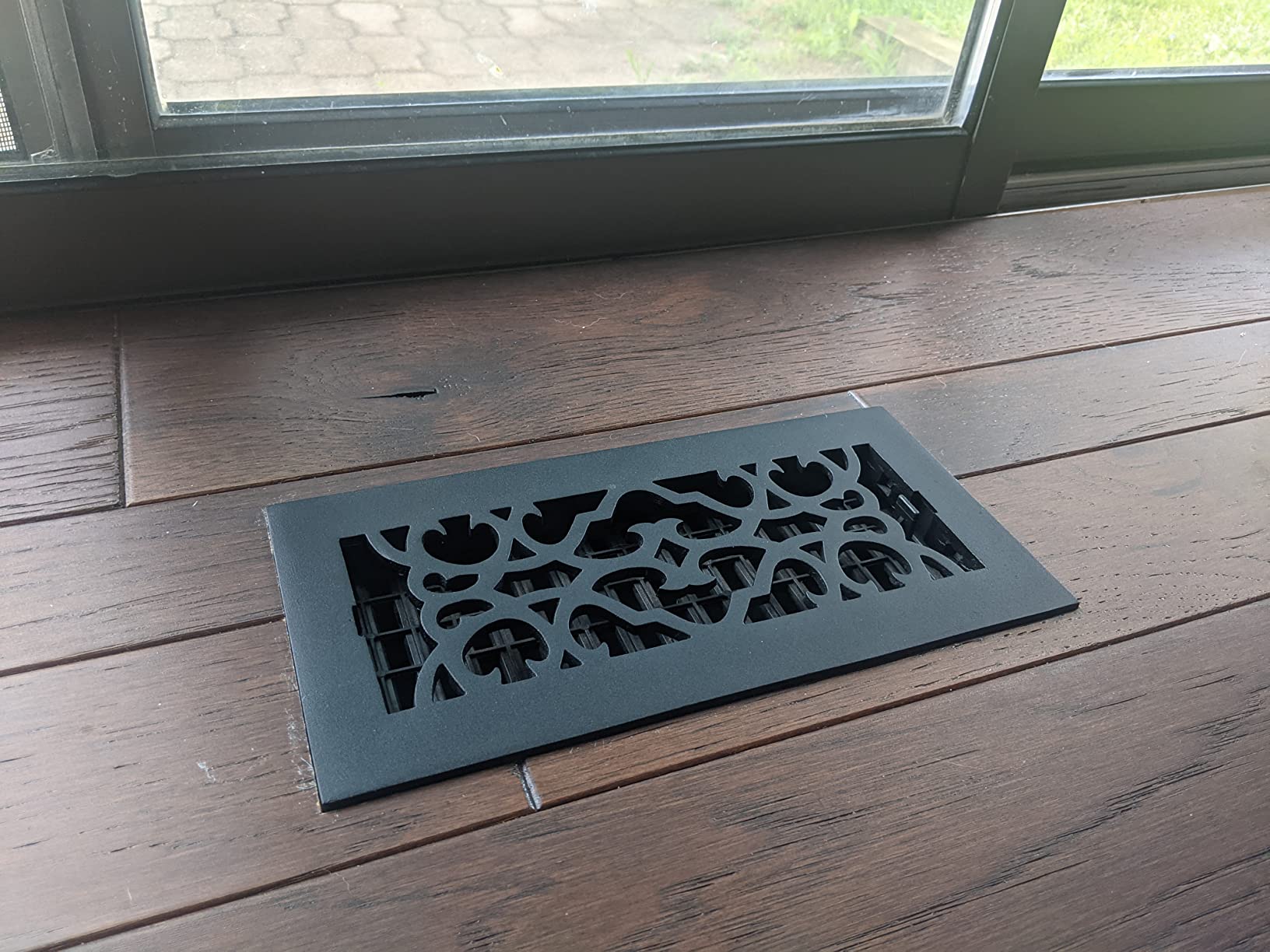 Decor Grates AC408-BLK Victorian Floor Register 4 x 8 Inches Cast Iron Black customer photo 1