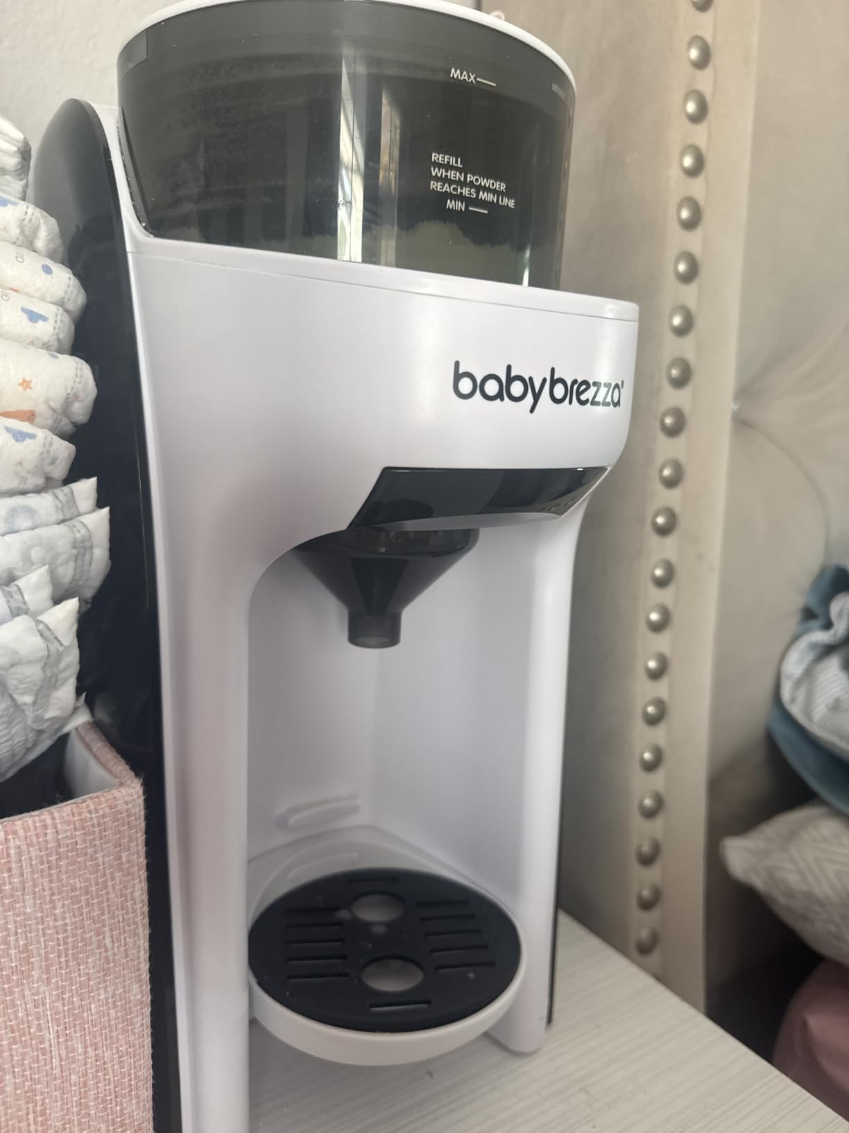 Baby Brezza New and Improved Formula Pro Advanced Formula Dispenser Machine - Automatically Mix a Warm Formula Bottle Instantly - Easily Make Bottle with Automatic Powder Blending, White customer photo 1