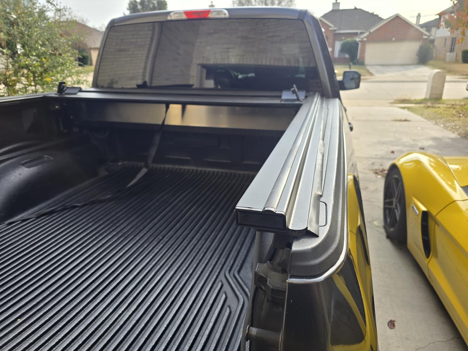Syneticusa MB Retractable Tonneau Cover fit 2004-2026 F-150, 5.5ft Truck Bed | Hard Cover, 6063-T5 Aluminum, Double Lock, Waterproof, Low Profile, 600lb Capacity, 3-Year Warranty customer photo 2