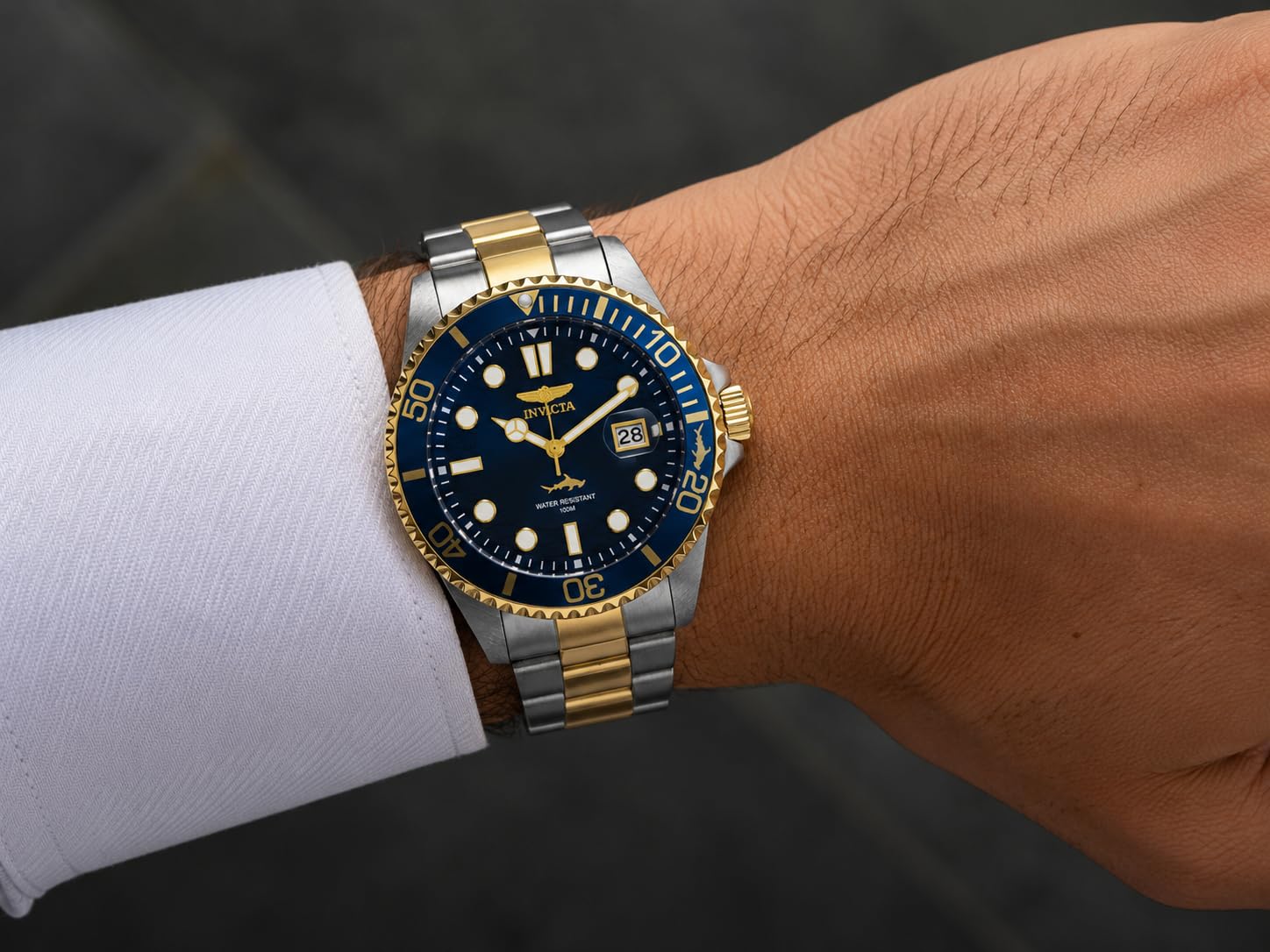 Men's Pro Diver Quartz Watch customer photo 1