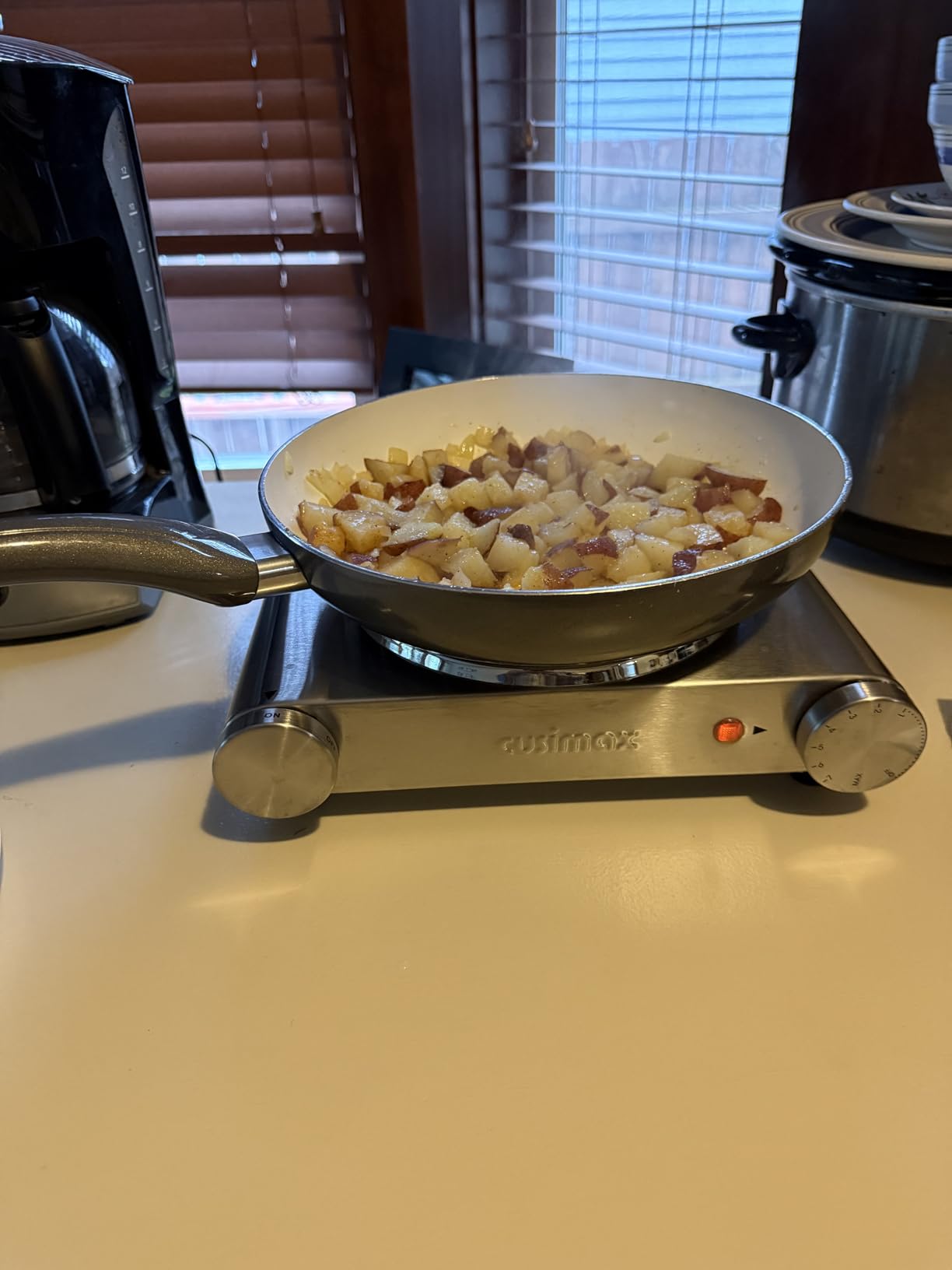 Electric Burner Hot Plate for Cooking Cast Iron Single Stove, 1500W Portable Burner with Adjustable Temperature, Works with All Cookware, Non-Slip Rubber Feet, Stainless Steel Easy Cleanup customer photo 2