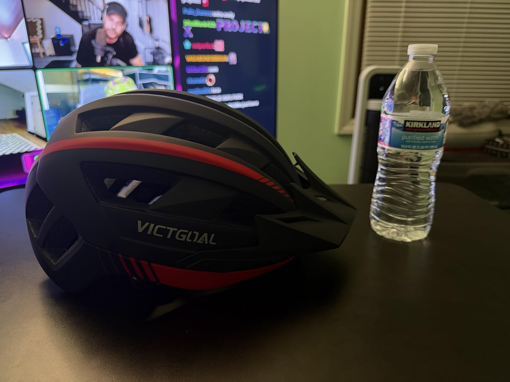 VICTGOAL Bike Helmet with USB Rechargeable Rear Light Detachable Magnetic Goggles Removable Sun Visor Mountain & Road Bicycle Helmets for Men Women Adult Cycling Helmets customer photo 2