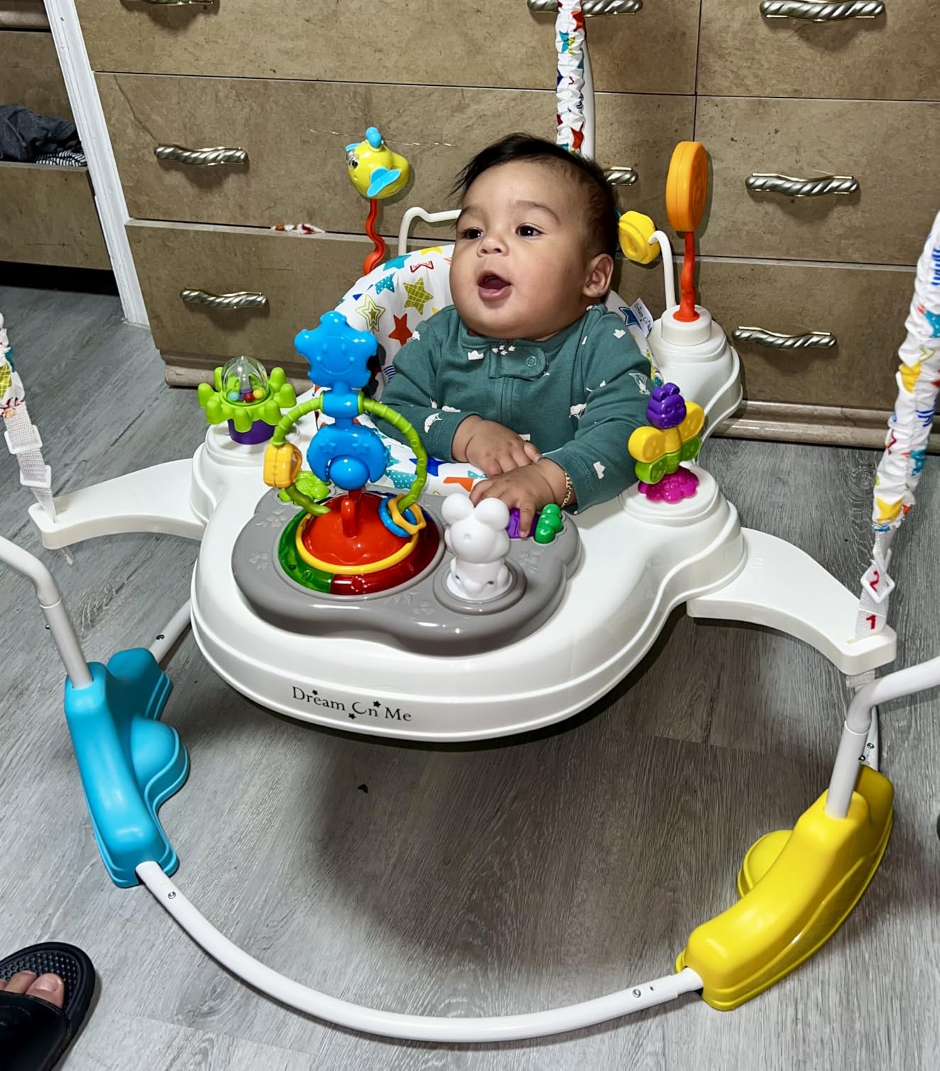 Dream On Me 2-in-1 Baby Activity Center & Bouncer Jumper, 360 Degree Rotating Seat, 3-Height Adjustable, 12 Melodies with Lights & Interactive Toys, Promotes Early Development - Star Print customer photo 1