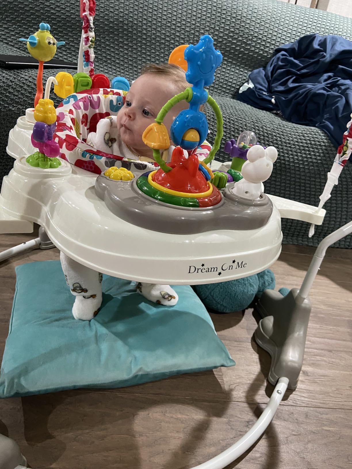 Dream On Me 2-in-1 Baby Activity Center & Bouncer Jumper, 360 Degree Rotating Seat, 3-Height Adjustable, 12 Melodies with Lights & Interactive Toys, Promotes Early Development - Star Print customer photo 2