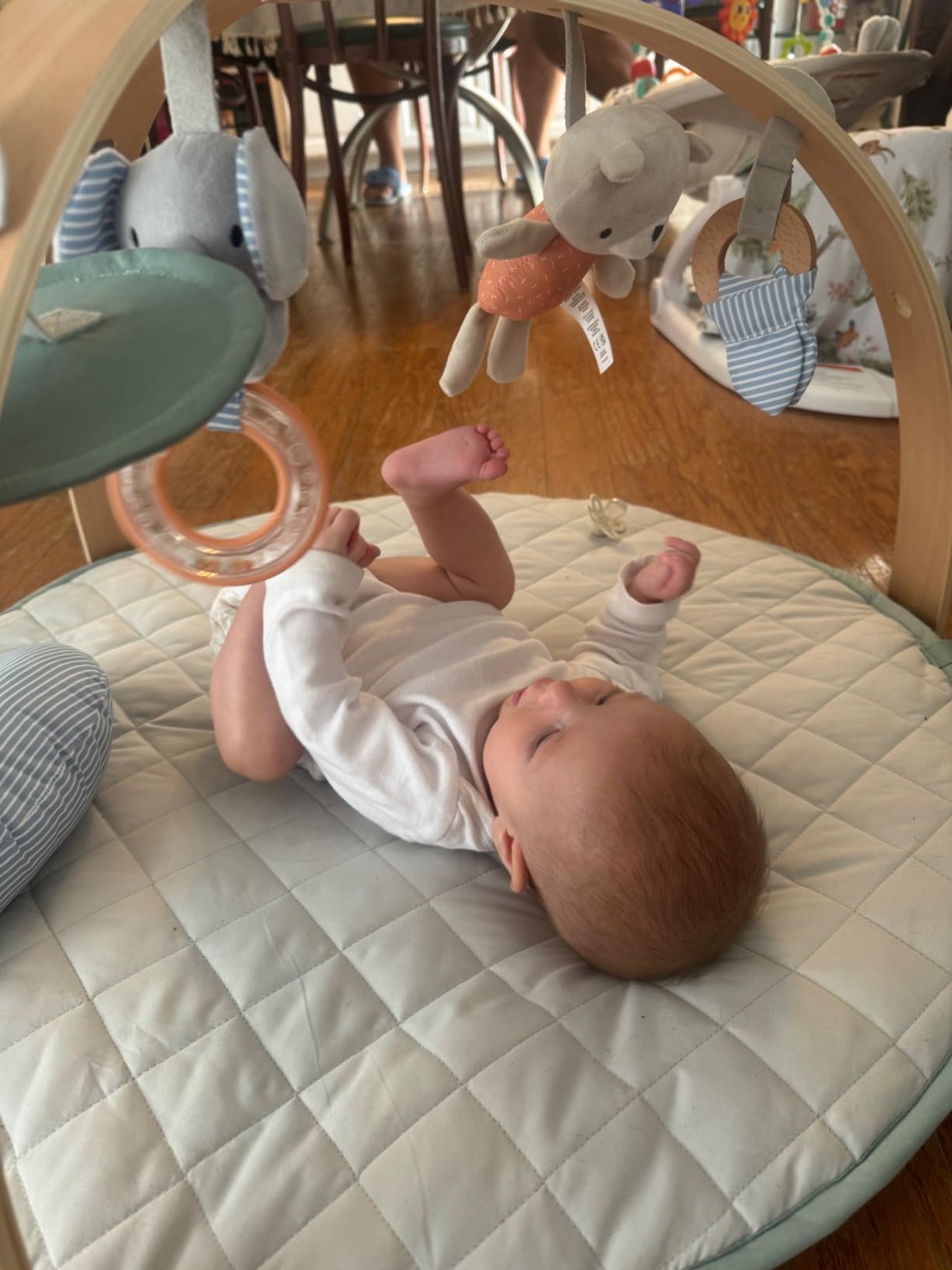 Ingenuity Cozy Spot Reversible Duvet Activity Gym & Play Mat with Wooden Toy bar - Loamy, Newborn and up customer photo 1