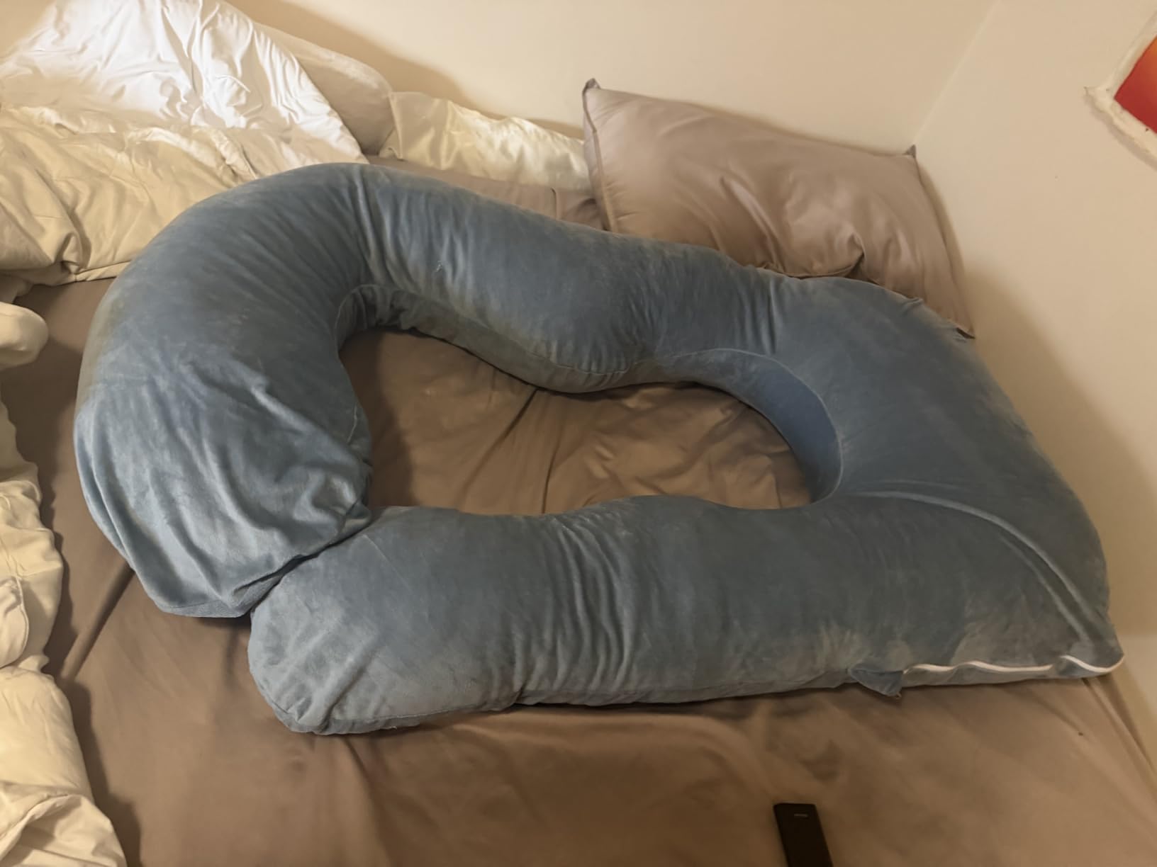 Chilling Home Pregnancy Pillow, U Shaped Full Body Maternity Pillow 58 inch, Pregnant Women Must Haves Pregnancy Pillows for Sleeping with Removable Cover | Pregnancy Must Haves, Support for Back, Legs, Belly, Hips with Removable Cover, 58 inch customer photo 1