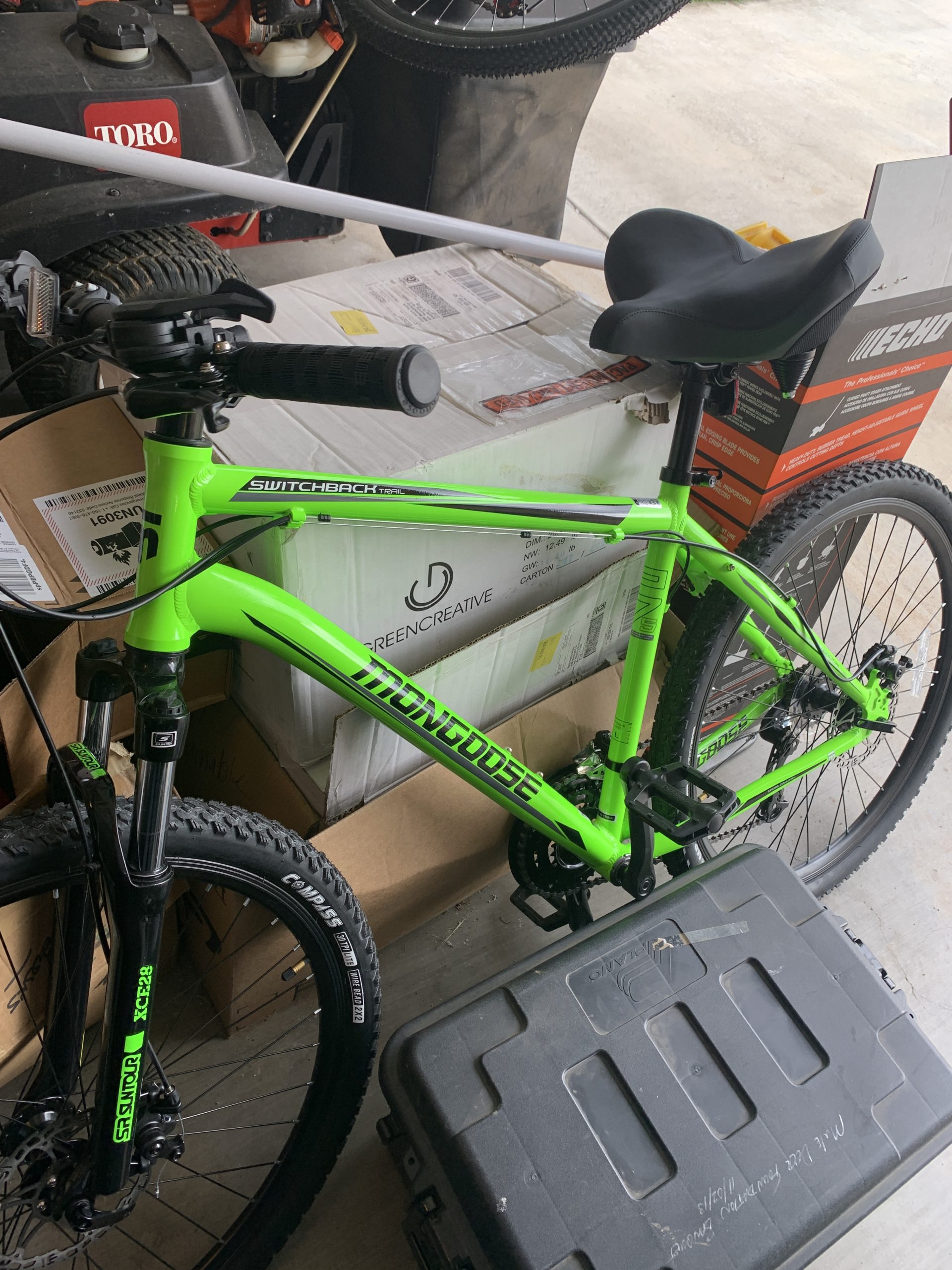 Mongoose Switchback Comp Expert Sport Trail Mountain Bike for Adult Men Women, 27.5-Inch Wheels, Disc Brakes, Aluminum Frames, Hardtail Bicycles customer photo 1