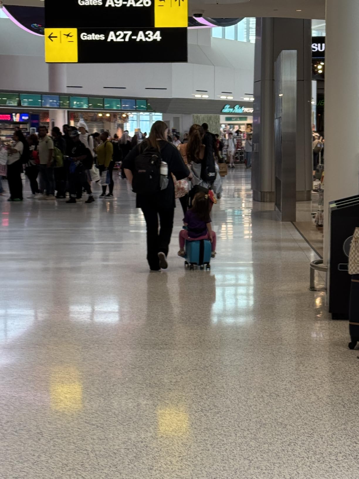 Kids Ride On Suitcase with Wheels, Scooter Luggage for Toddlers Travel, Durable Children's Suitcase for Boys & Girls Ages 2-13 Years customer photo 2