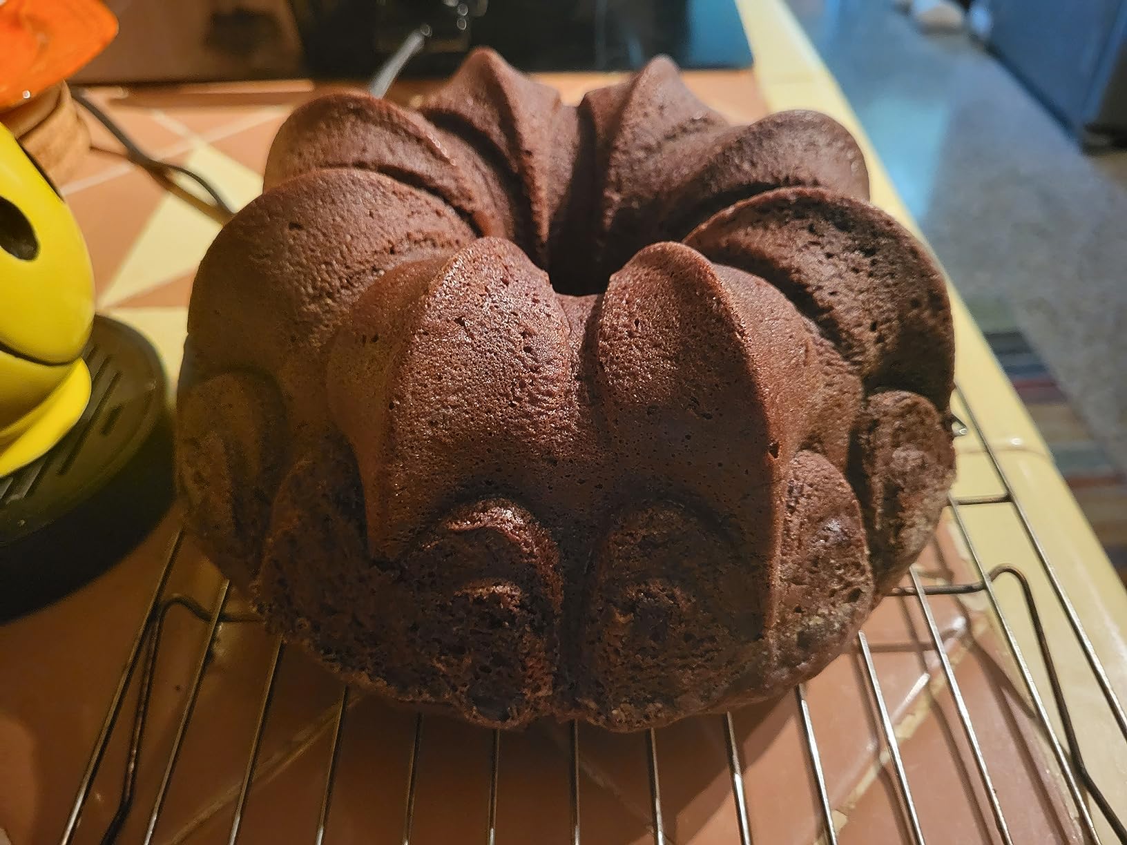 Nordic Ware Fleur De Lis Bundt, 10 Cup, Graphite customer photo 2