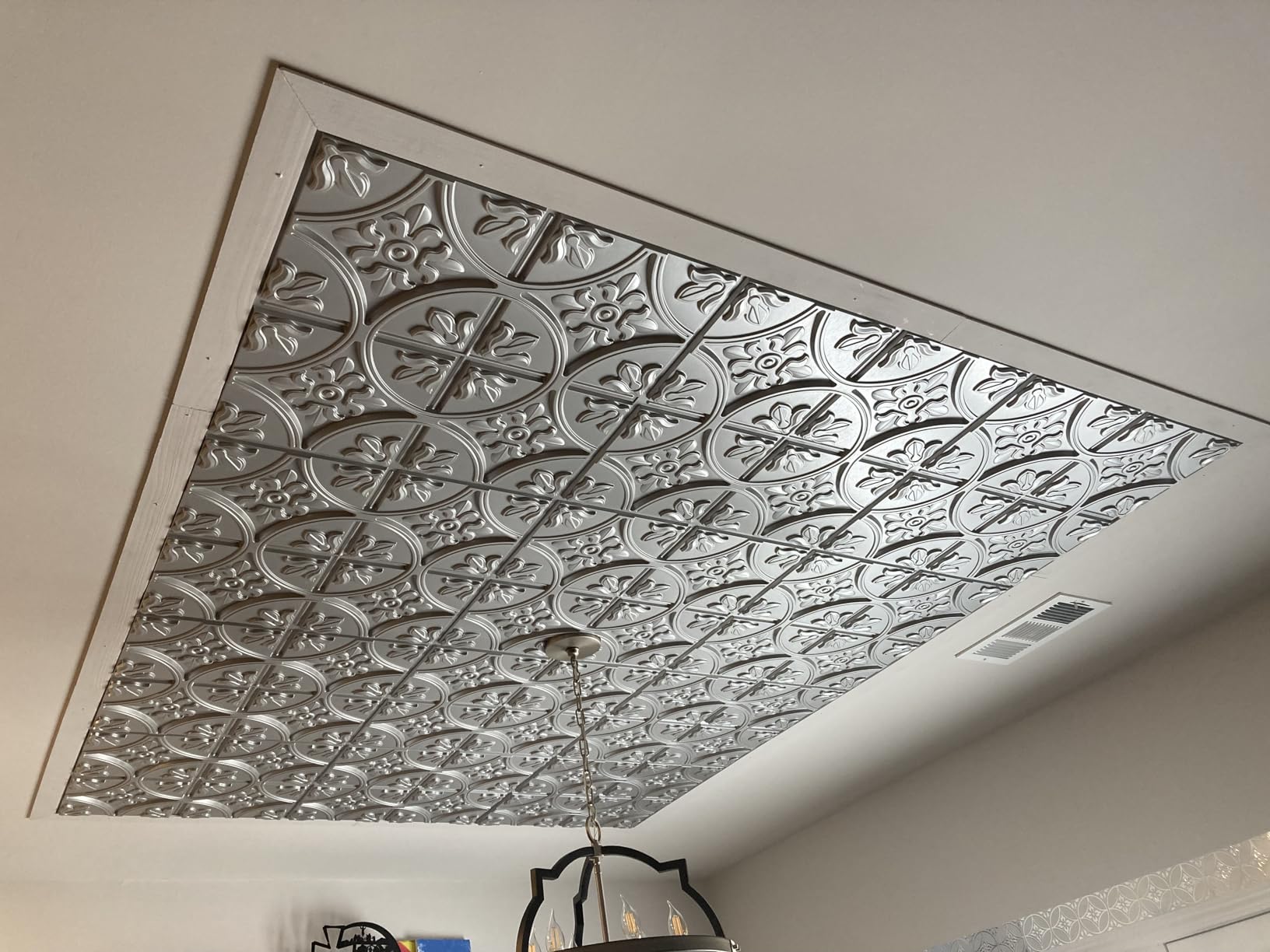 Art3d Drop Ceiling Tiles 2x2 12 Pack, Glue-up PVC Ceiling Panel, Traditional Style in White customer photo 1