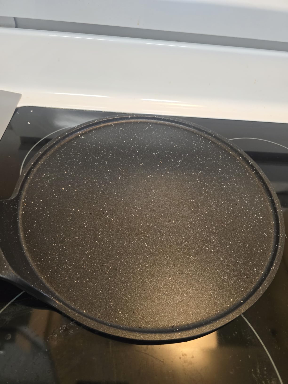 ESLITE LIFE 11 Inch Crepe Pan with Spreader, Nonstick Granite Coating Dosa Pan, Roti Tawa Comal Para Tortillas Pancake Griddle Pan, Induction Compatible, PTFE & PFOA Free, Black customer photo 2