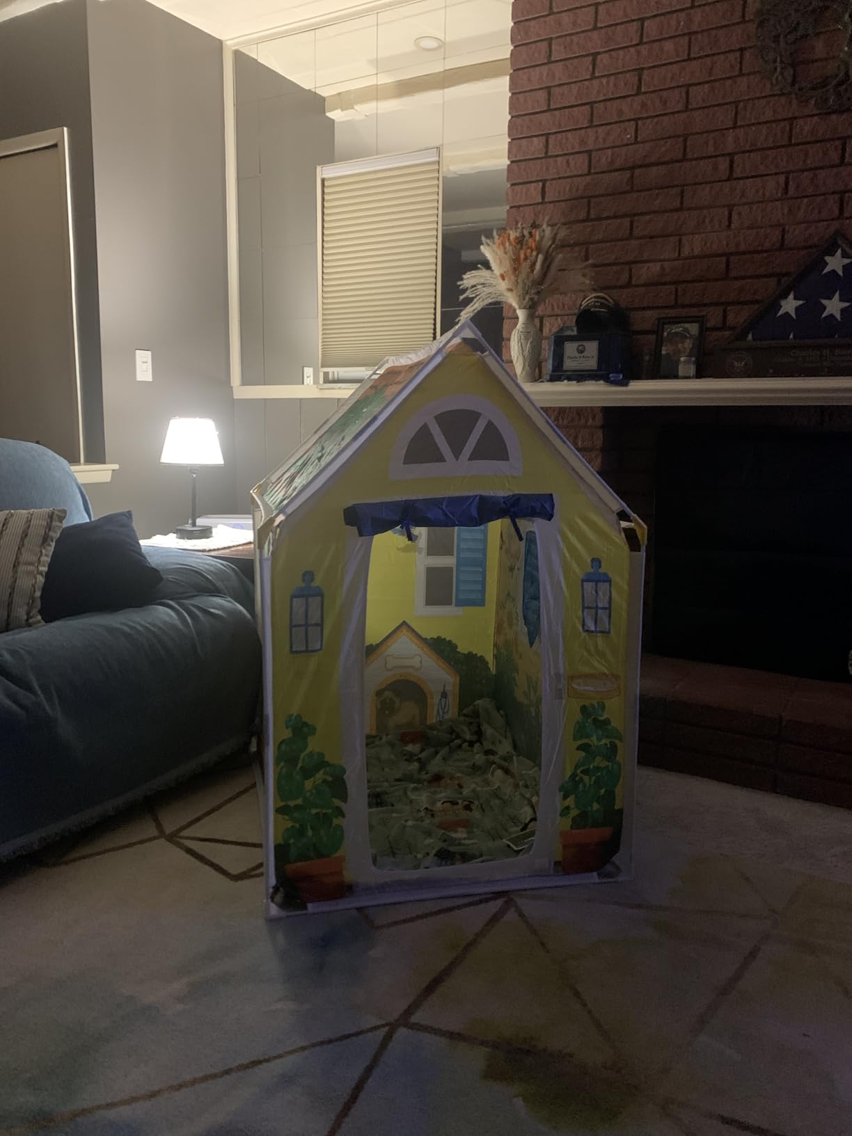Melissa & Doug Cozy Cottage Fabric Play Tent and Storage Tote, Yellow customer photo 1