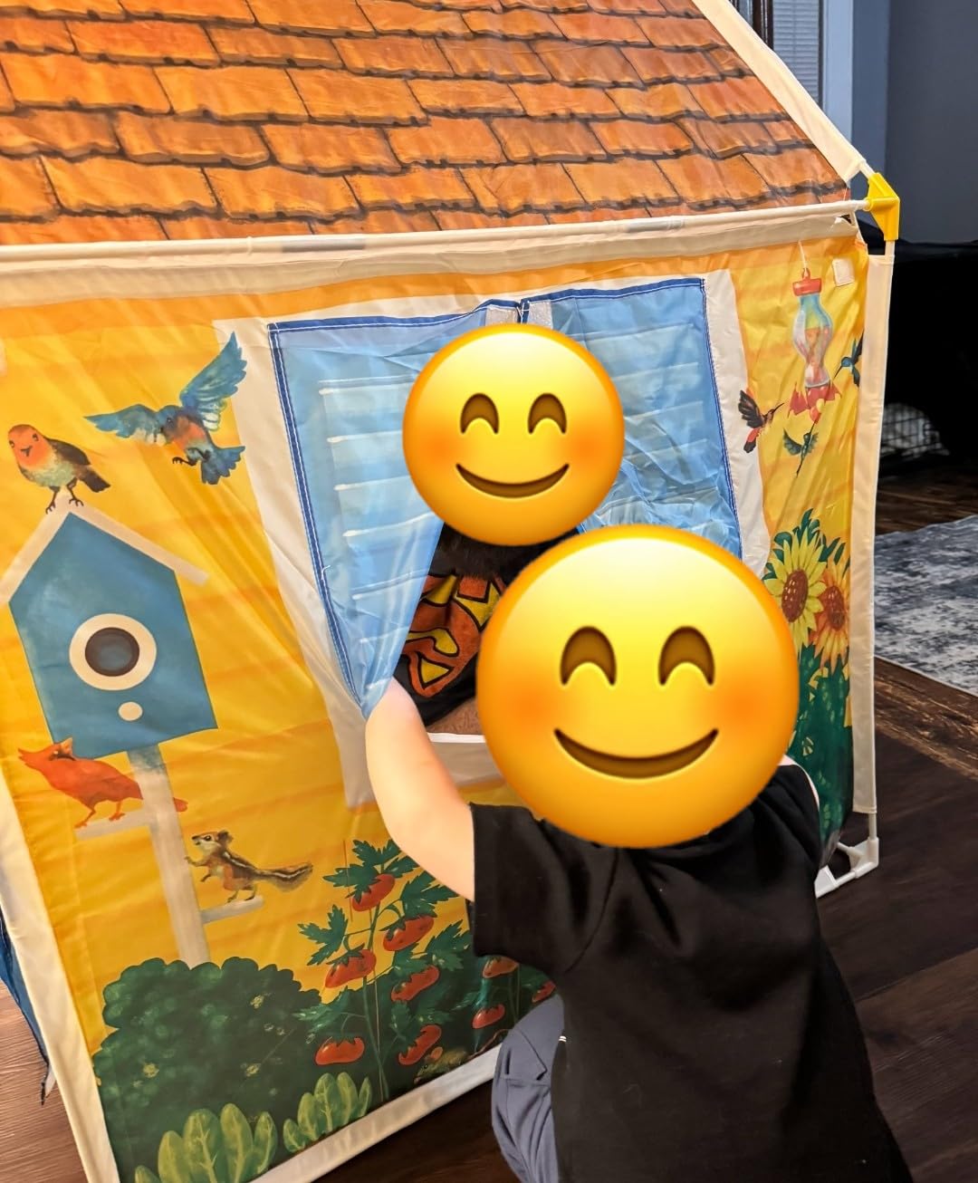 Melissa & Doug Cozy Cottage Fabric Play Tent and Storage Tote, Yellow customer photo 2