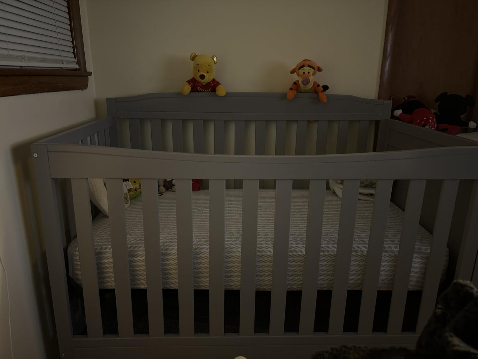 Sealy Baby 2 Stage Infant Crib Mattress Plus Toddler Bed Fit, Breathable, Resistant to Stain Cover, Dual Firmness & Lightweight, Posturepedic Grace customer photo 2