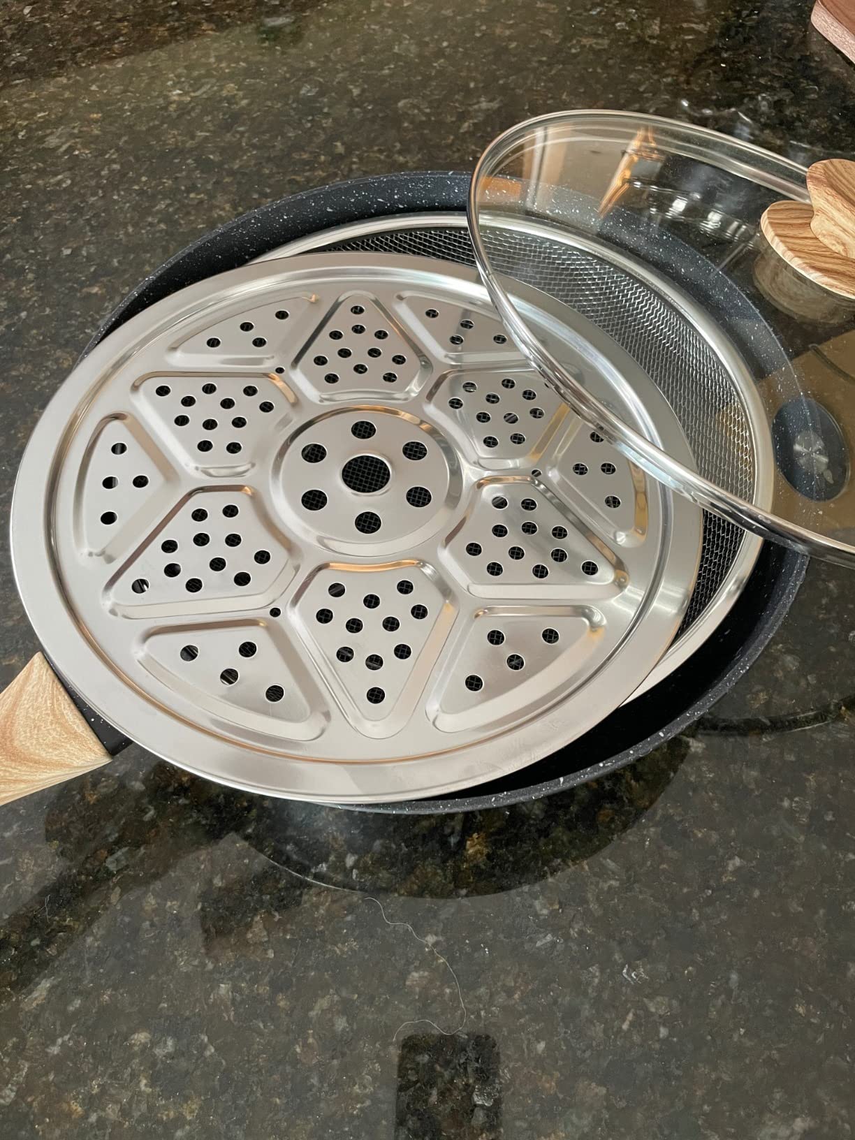 MICHELANGELO 12 Inch Wok Set - Woks & Stir-Fry Pans Nonstick Wok Pan with Lid, Induction Wok with Ergonomic Handle, Stainless Steel Steamer, Fryer Basket, Black customer photo 2
