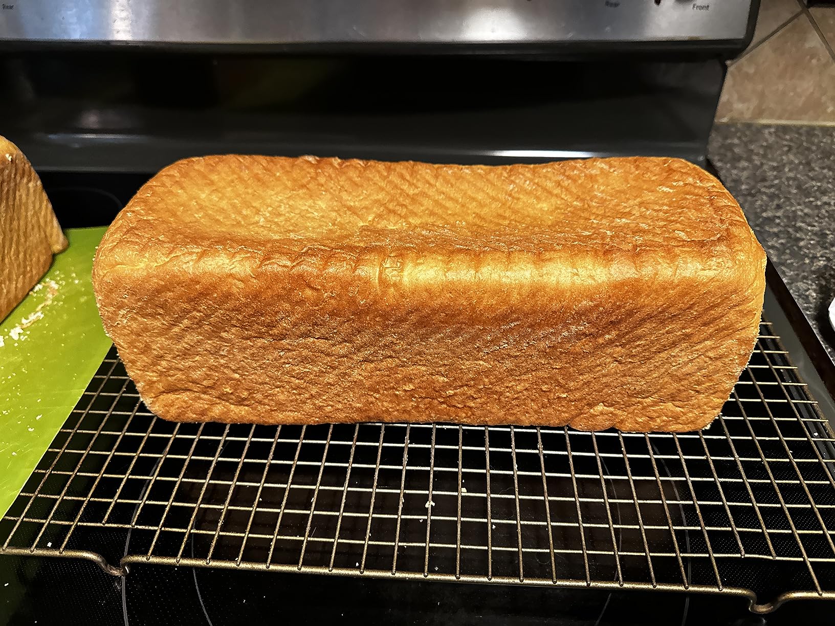 Pullman Loaf Pan w Cover, 2.2lb, Rectangle Toast Mold, Nonstick Aluminized Steel Bread Pan for Sandwich Bread customer photo 1