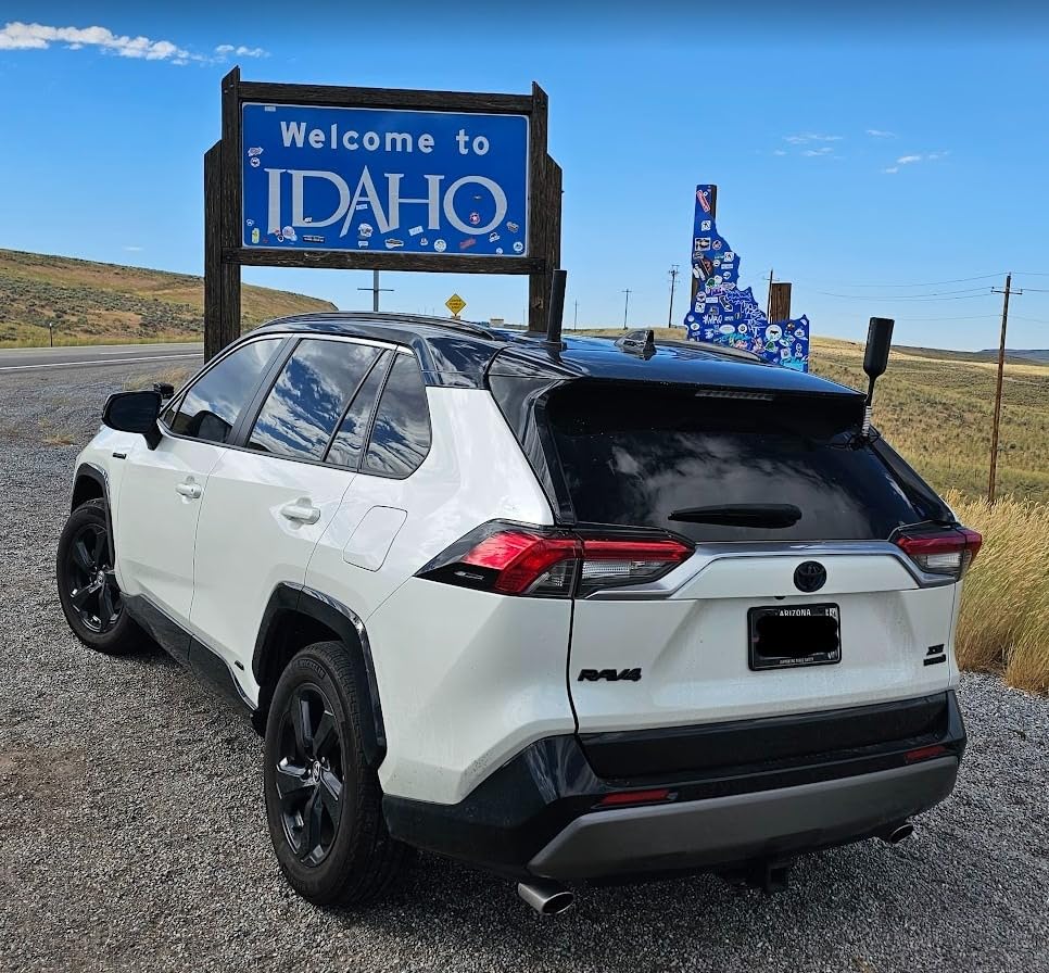 weBoost Drive Reach OTR - Cell Phone Signal Booster for Trucks and SUVs | Boosts 5G & 4G LTE for All U.S. Carriers - Verizon, AT&T, T-Mobile & more | Made in the U.S. | FCC Approved (model 477154) customer photo 1