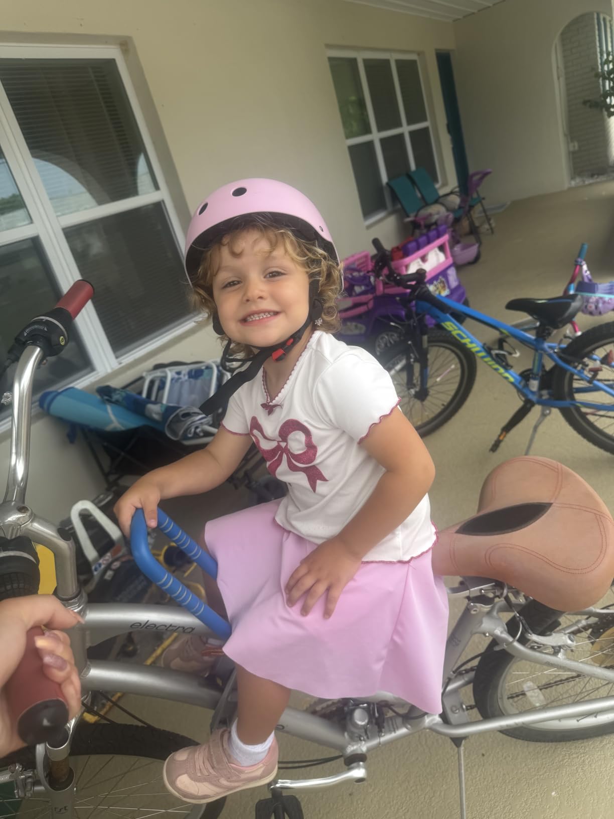 UrRider Child Bike Seat, Front Mount Kids Bike Seat, Ultra Light, Portable, Tool-Free, Quick-Release, Toddler Bike Seat for 2-6 Years (up to 60lbs) customer photo 1