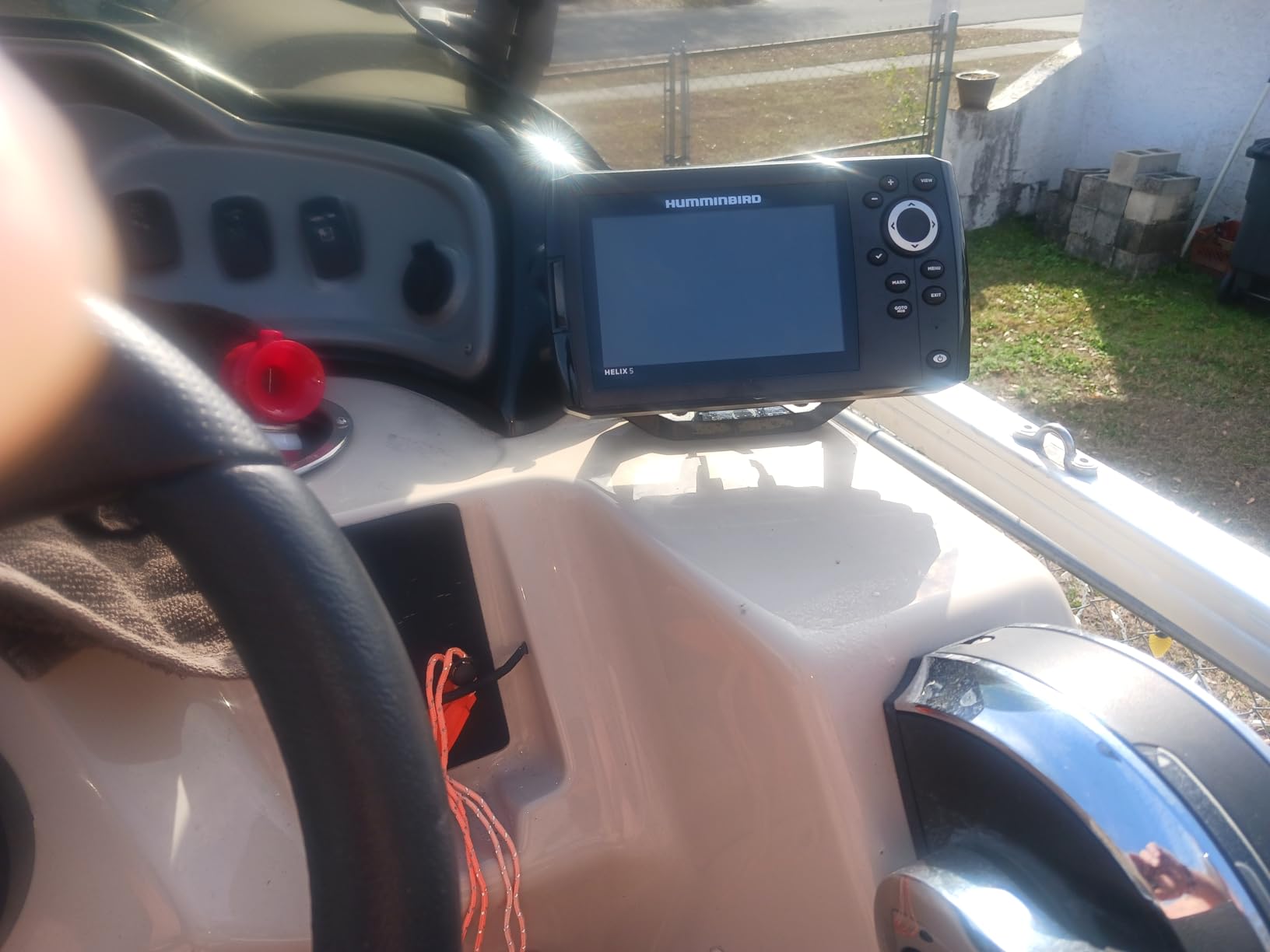 Humminbird 411660-1 Helix 5 Chirp GPS G3 Fish Finder customer photo 3