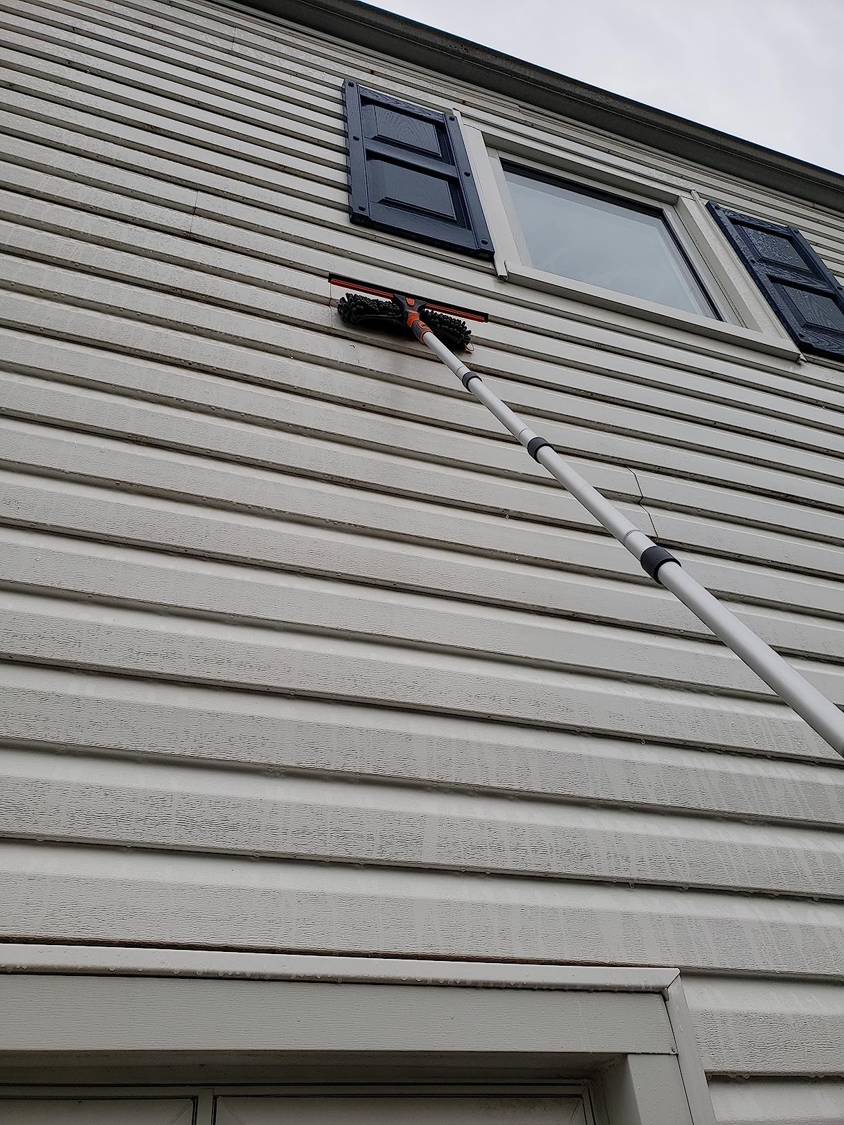 Eazer 89'' Squeegee Window Cleaner 2 in 1 Rotatable Window Cleaning Tool Kit with Extension Pole, Window Washing Equipment with Bendable Head for Indoor/Outdoor Window and Car Glass customer photo 2
