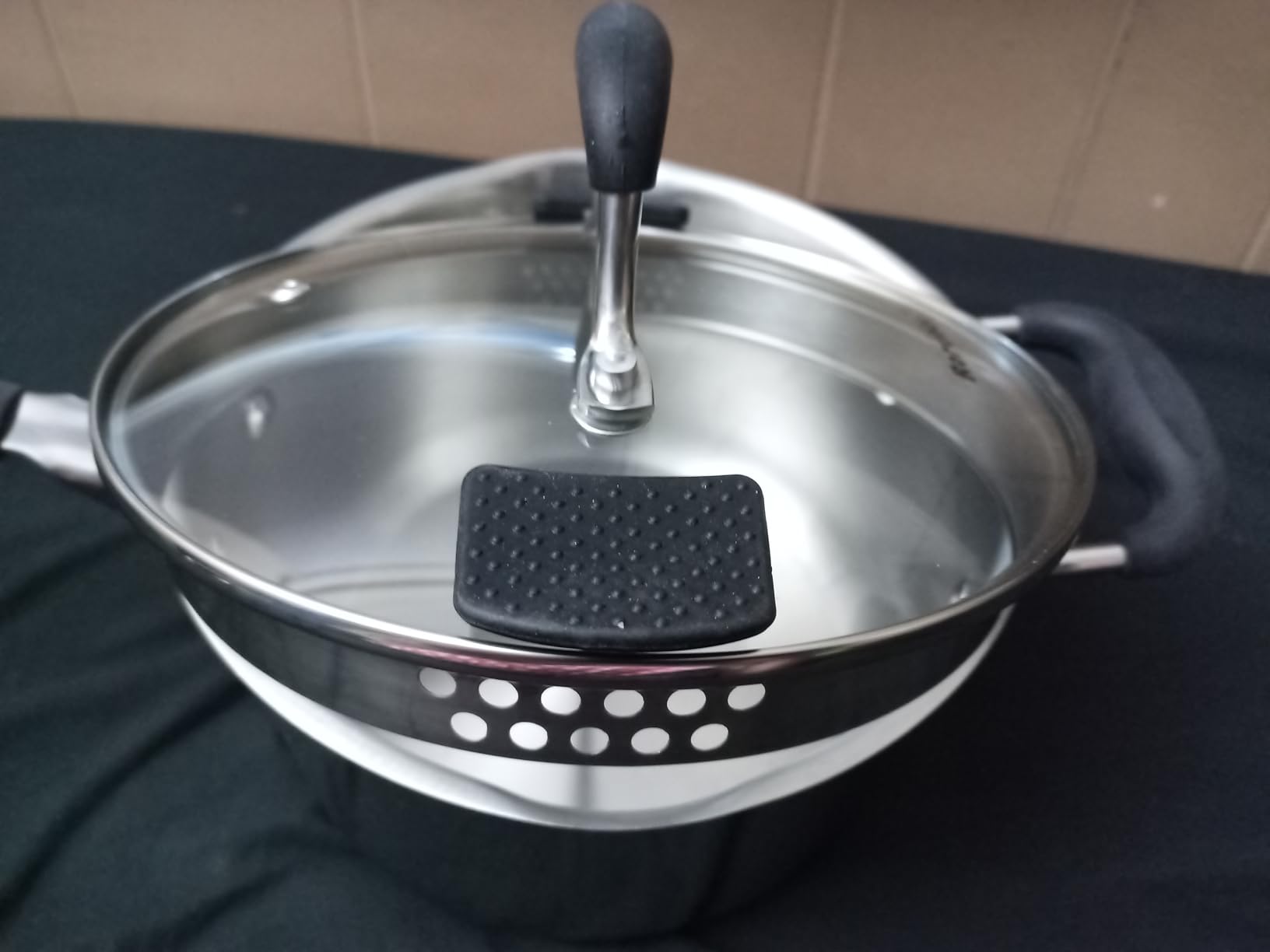 Rorence 3.7 Quart Stainless Steel Stock Pot with Lid, Pasta Pot for Cooking | Stockpot with Pour Spout & Silicone Handles & Glass Lid with Strainer customer photo 1