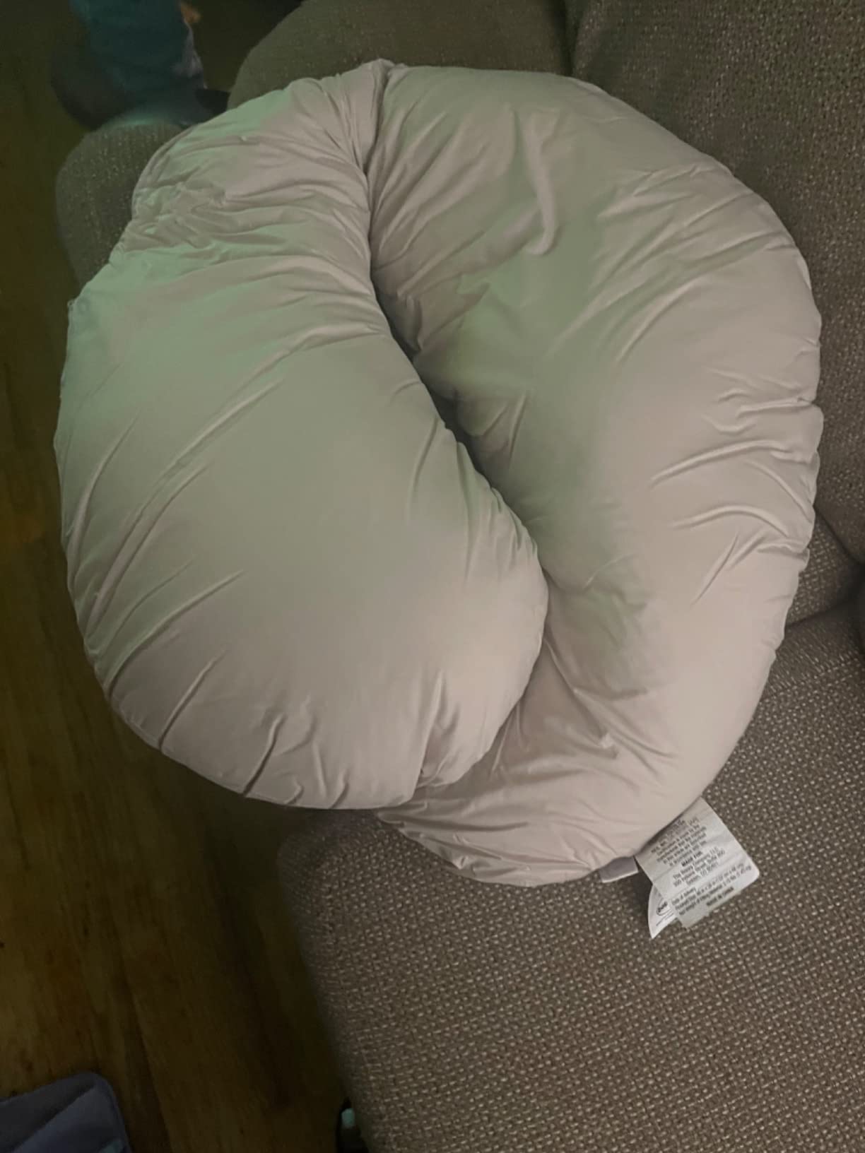 Boppy Total Body Pregnancy Pillow with Organic Cotton, Easy-on Removable Cover in Biscuit for Full-Body Support, Body Pillow for Pregnancy and Postpartum Positioning customer photo 1