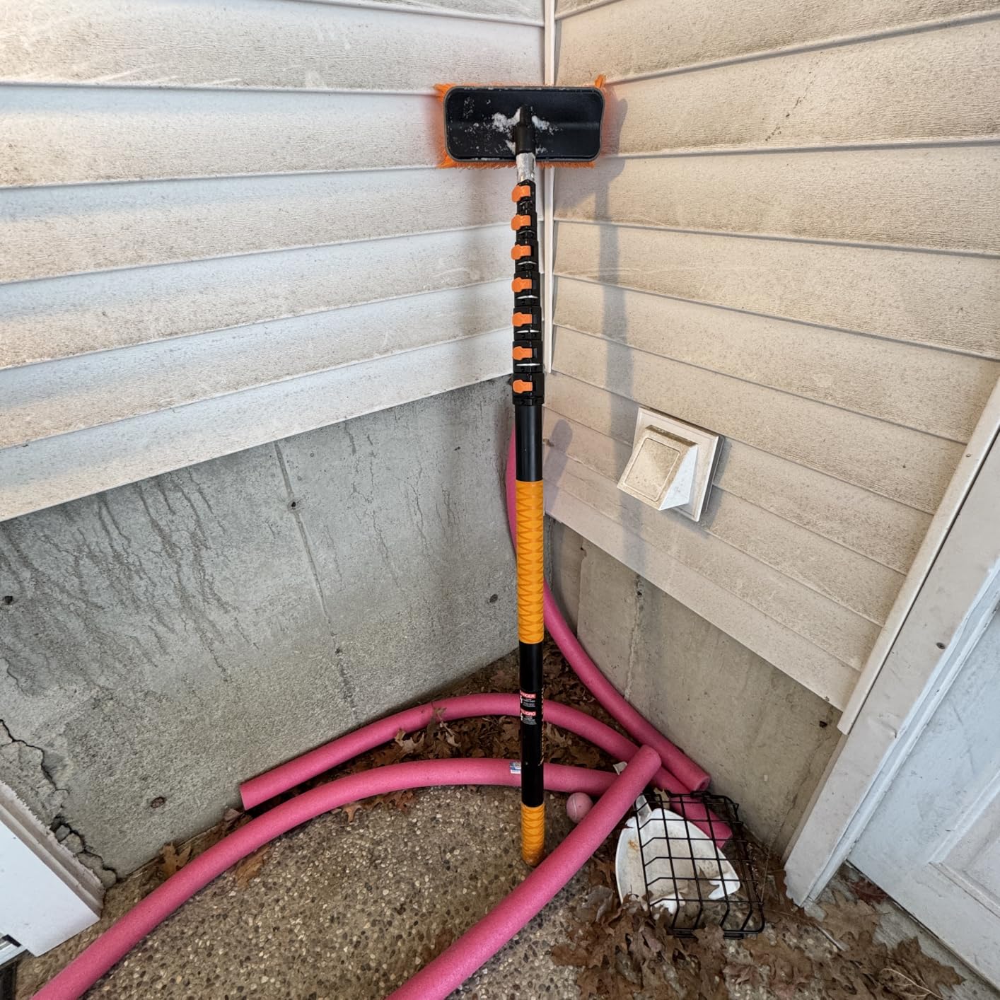36-Foot Exterior House Cleaning Brush Set with 5-30 ft Extension Pole | Vinyl Siding Brushes with Telescopic Extendable Pole & Window Cleaning Squeegee customer photo 2