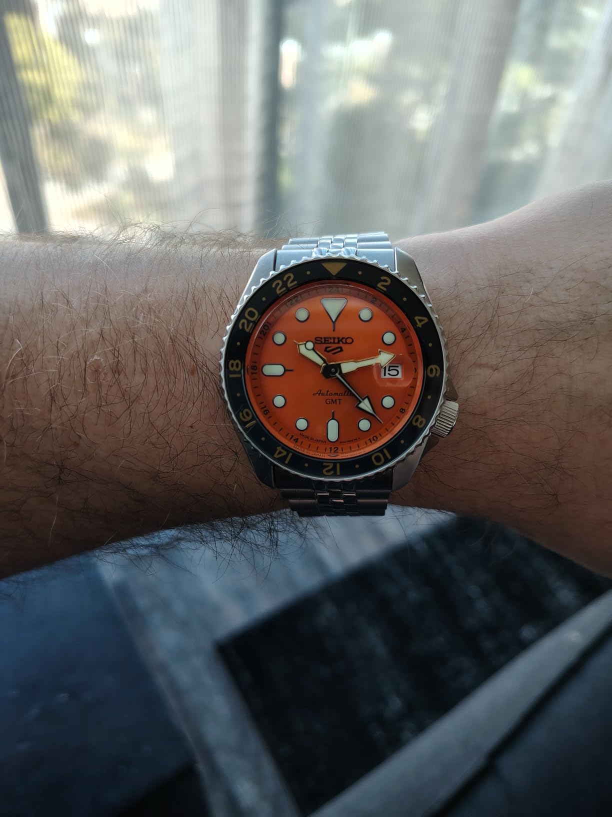 Seiko SSK005 Automatic Watch for Men - 5 Sports - Orange Dial with Date Calendar and Luminous Hands & Markers and Gray GMT Bezel, 100m Water-Resistant customer photo 2
