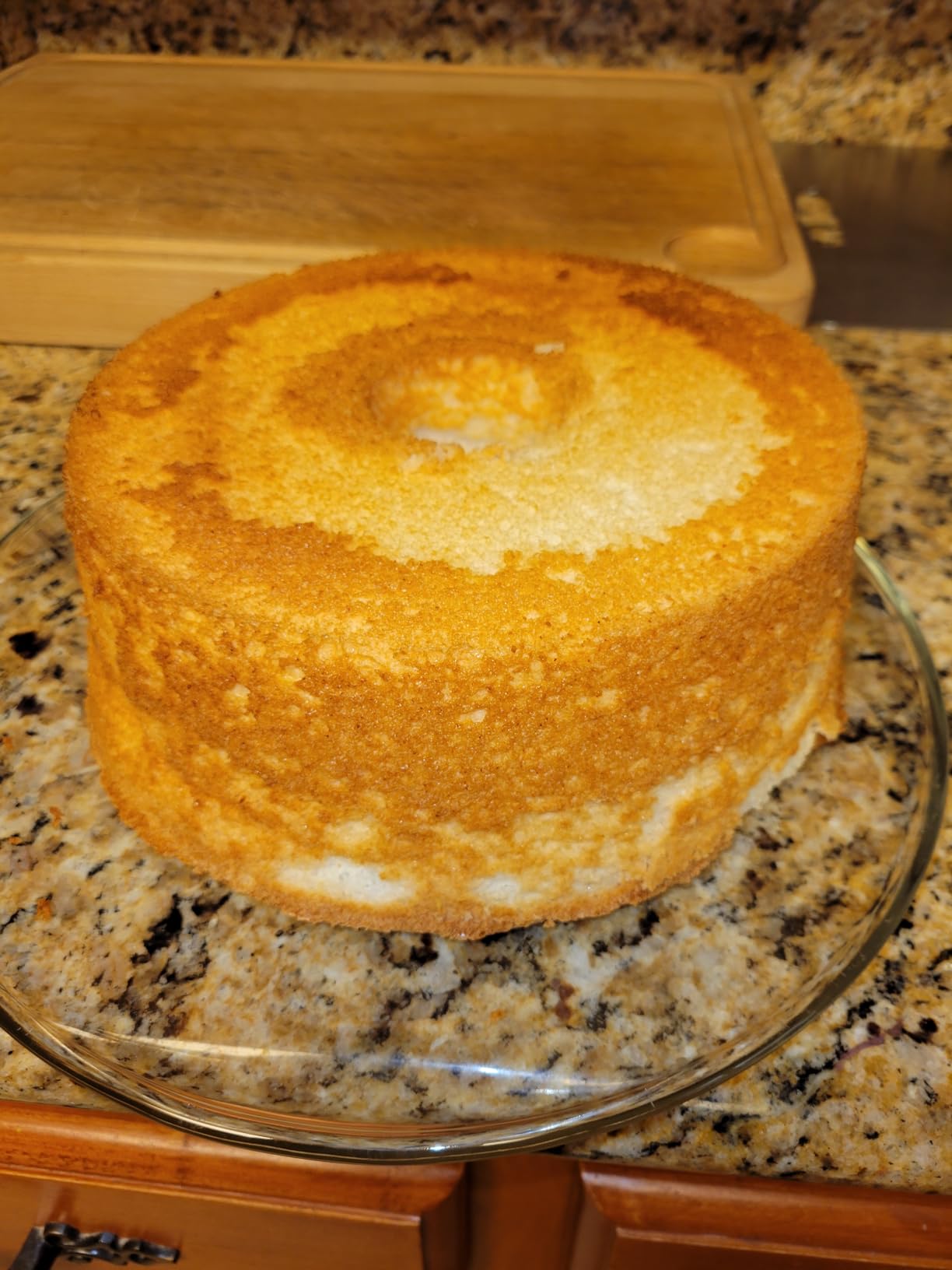 HONGBAKE Angel Food Cake Pan with Removable Bottom, 10 Inch Tube Pan, Nonstick Pound Cake Pans for Baking, Chiffon Cake Mold, 16-Cup, Heavy Duty customer photo 2