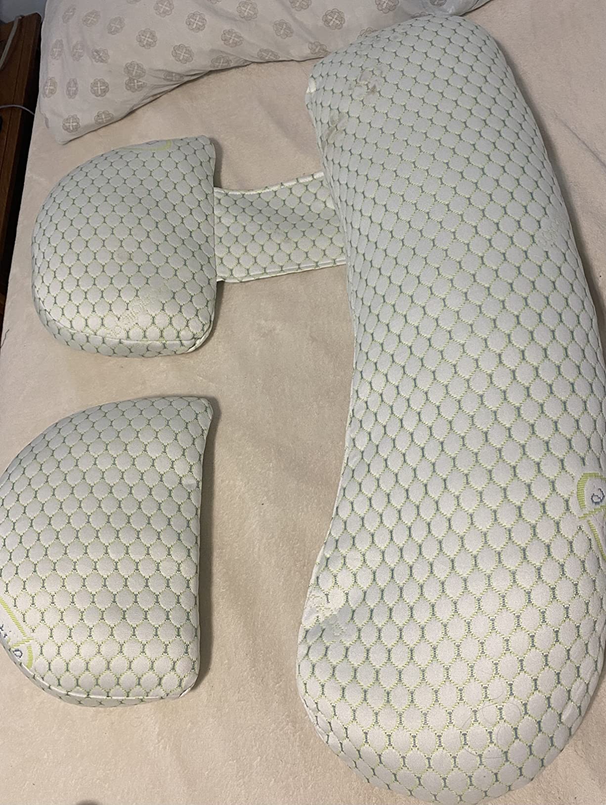 Oternal Pregnancy Pillow for Pregnant Women, Soft Pregnancy Body Pillow, Support for Back, Belly, Hips, Legs, Maternity Pillow with Detachable and Adjustable Pillow Cover customer photo 1