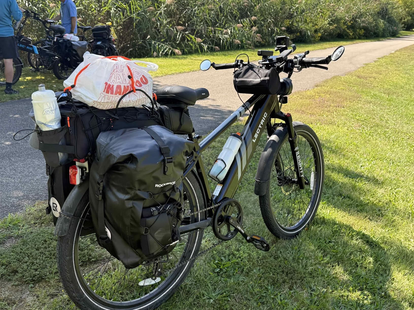 ROCKBROS Bike Panniers Waterproof Bike Rear Rack Bag Max 30L Large Capacity Bike Rear Panniers for Cycling Traveling Commuting 1 Pack customer photo 2