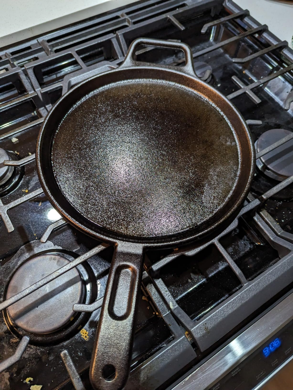 Lodge BOLD 12 Inch Seasoned Cast Iron Griddle, Design-Forward Cookware customer photo 1
