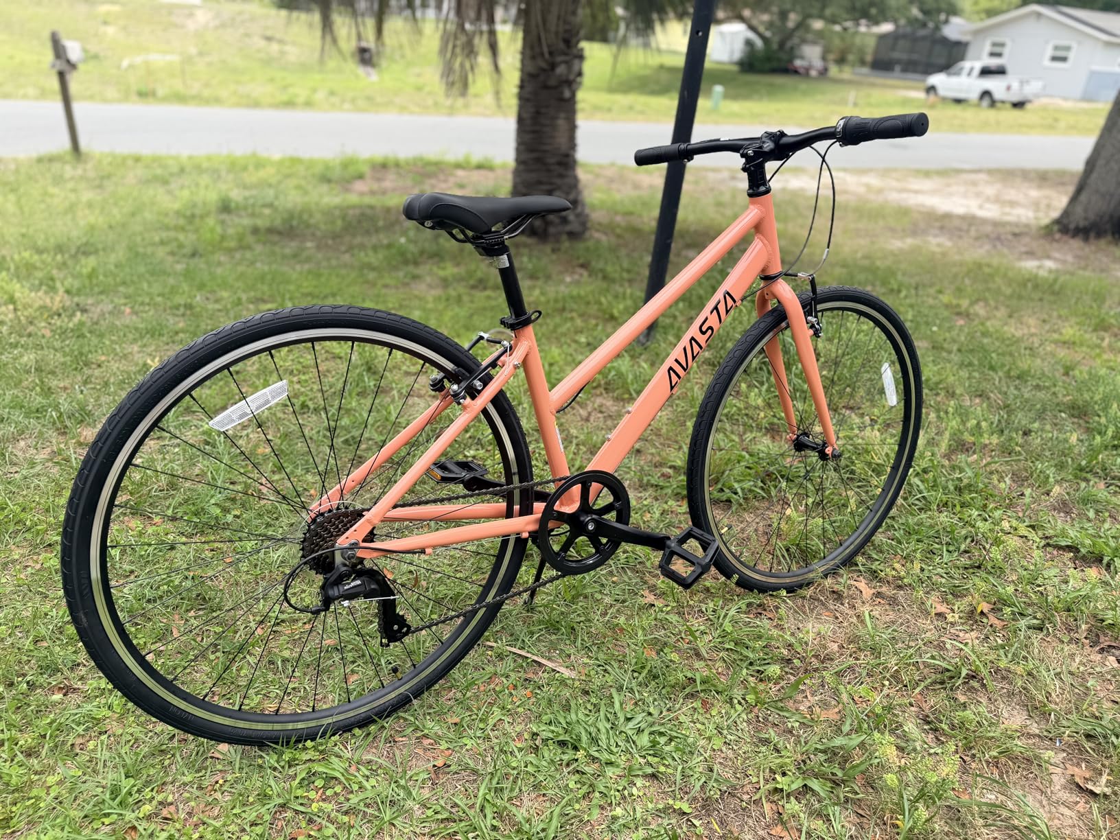 AVASTA Populus 700C Road Bike for Women with Kickstand, Lightweight Step Through Aluminum Alloy Frame, 7-Speed Drivetrain customer photo 2