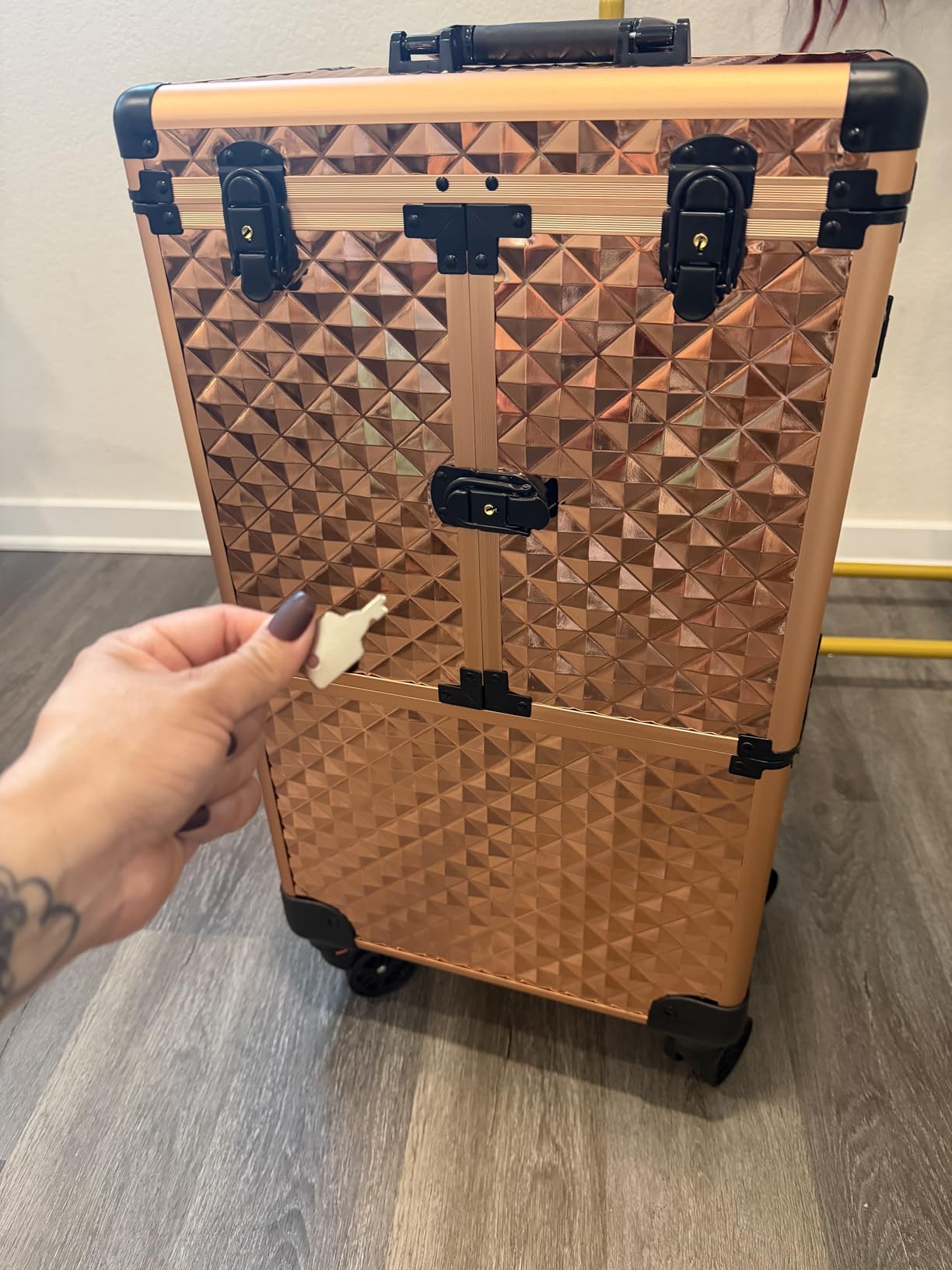 Professional Makeup Artist Rolling Train Case Multi-functional Cosmetic Train Case Large Trolley Storage Case for Nail Technicians Cosmetology Case for Hairstylist Rose Gold customer photo 1