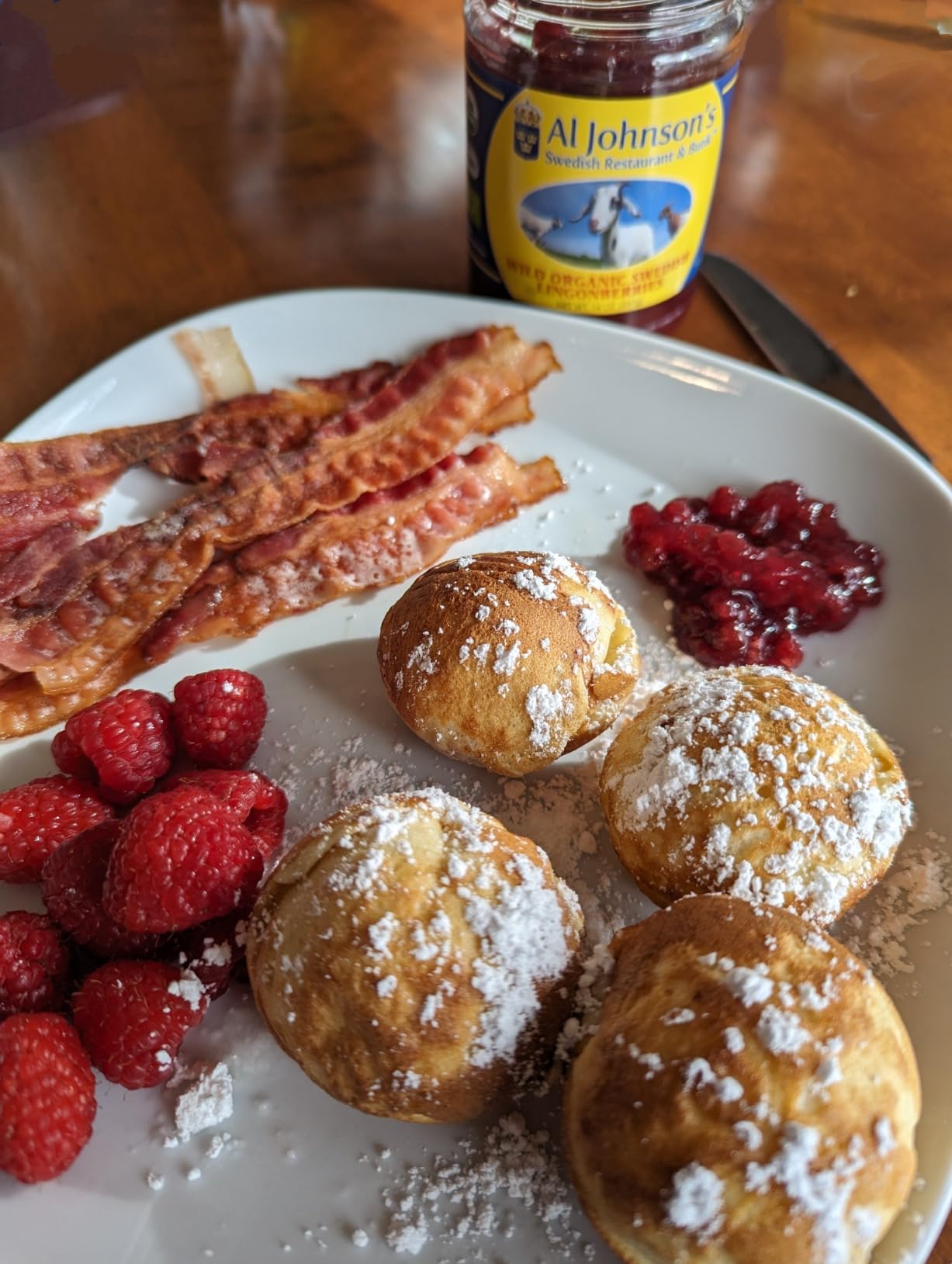 StarBlue 7-Hole Cast Iron Aebleskiver Pan with Detachable Wooden Handle customer photo 2
