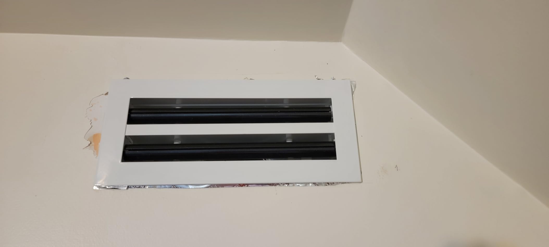 Modern Air Vent Cover 10x6 (Duct Opening) - Decorative White Aluminum Linear Slot Diffuser for Wall, Ceiling, Floor Register - Quiet Operation HVAC Grille for Home with Adjustable Airflow customer photo 2