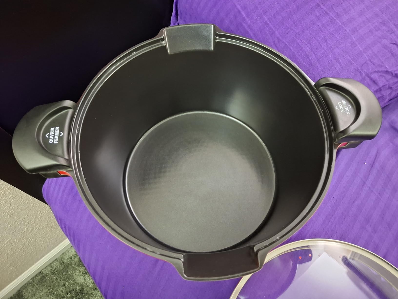8.5qt Pasta Pot with Strainer Lid, Cast Aluminum Stockpot Multipot, Nonstick Ceramic Coating make Cleanup easy with Tempered Glass Lid, Dishwasher Safe, Induction, Black (Black, 8.5 Quarts) customer photo 1