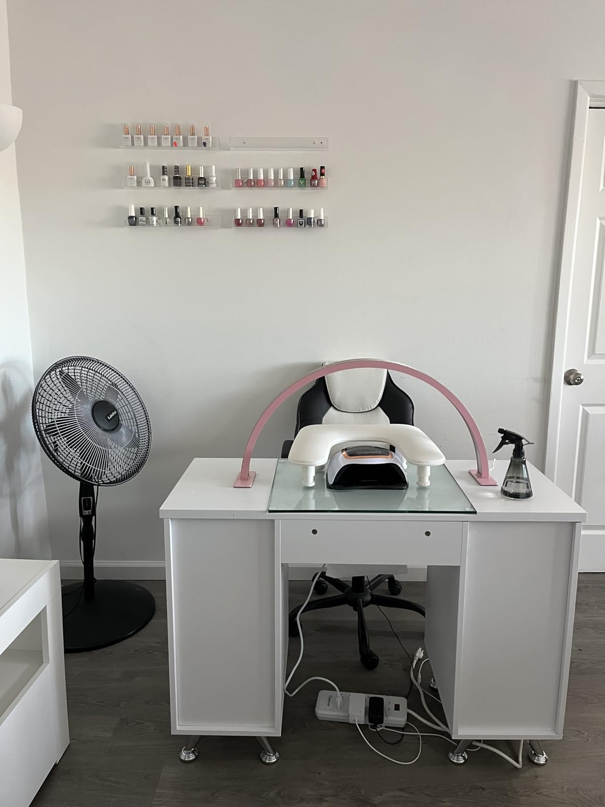 OmySalon Manicure Table Nail Desk for Nail Tech w/Glass Top & Wrist Rest, Beauty Salon Nail Supplies Decor Workstation Acetone Resistant w/2 Side Cabinet+3 Drawers, White customer photo 2