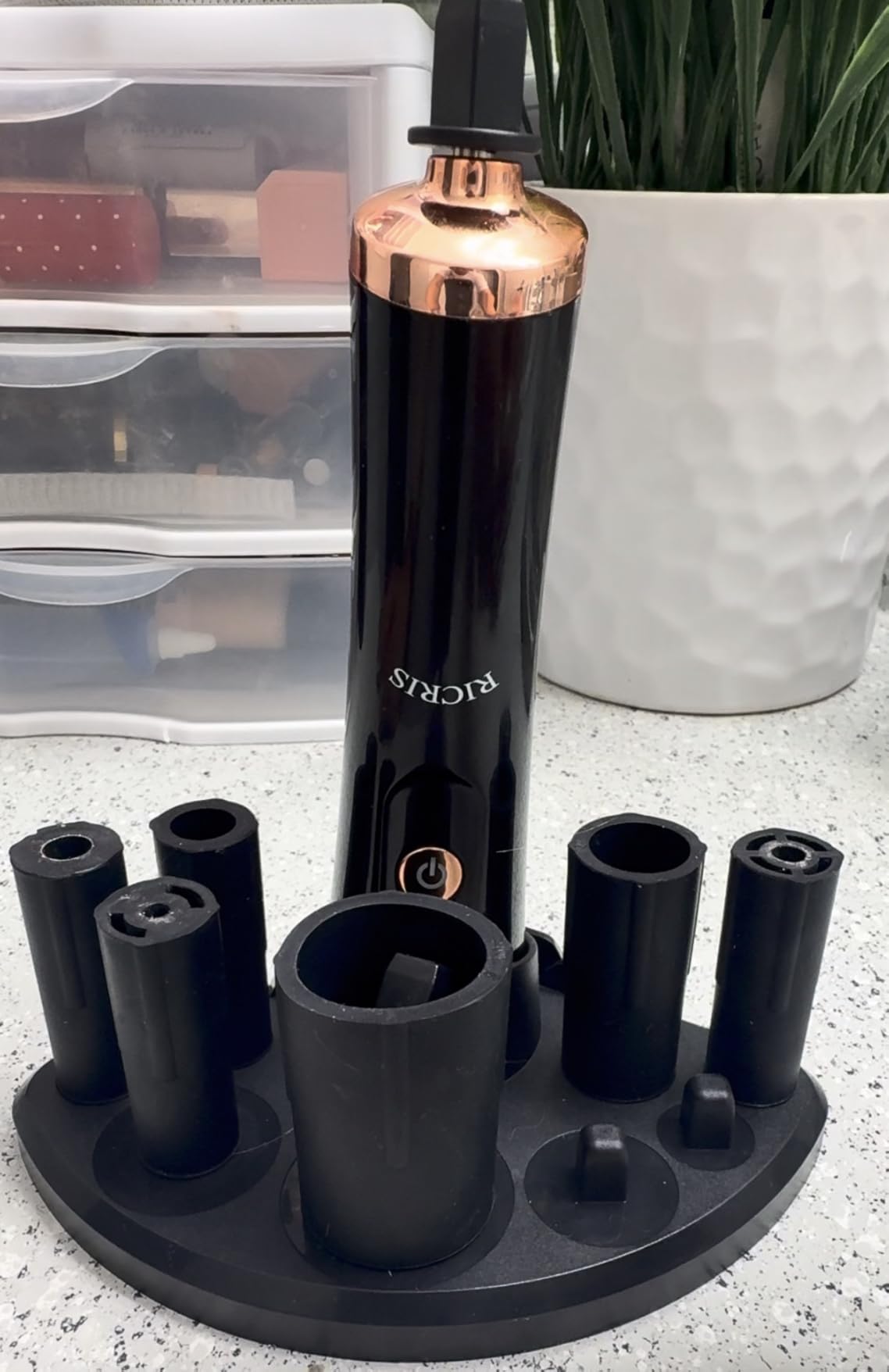 RICRIS Electric Makeup Brush Cleaner and Dryer Machine - Super Fast Clean and Dry Make Up Brushes - Automatic Cosmetic Brush Spinner Washer Tools customer photo 1