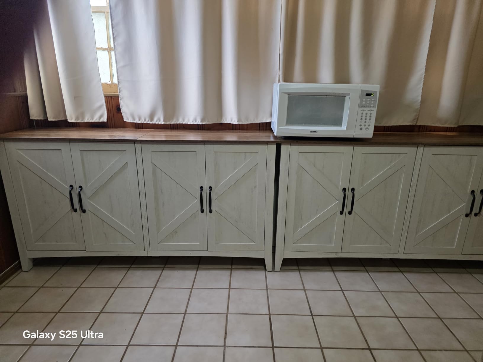 VASAGLE LIRY Collection - Storage Cabinet, Buffet Cabinet, Sideboard, Credenza, with Adjustable Shelves, for Entryway, Rustic White and Honey Brown ULSC381W01 customer photo 2