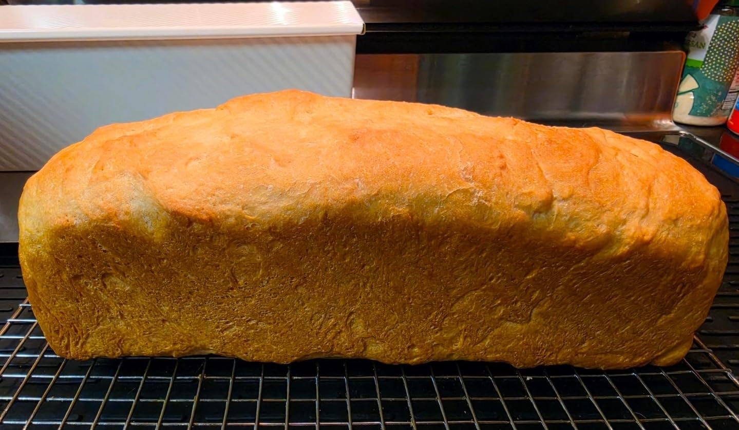 Premium Beige 13-inch Pullman Loaf Pan with Lid, 2.2 lb Sandwich Loaf Pan for Homemade Bread, PFTE and PFOA-Free Non-Stick Rectangle Bread Pan, Safe and Healthy, Easy to Clean customer photo 2