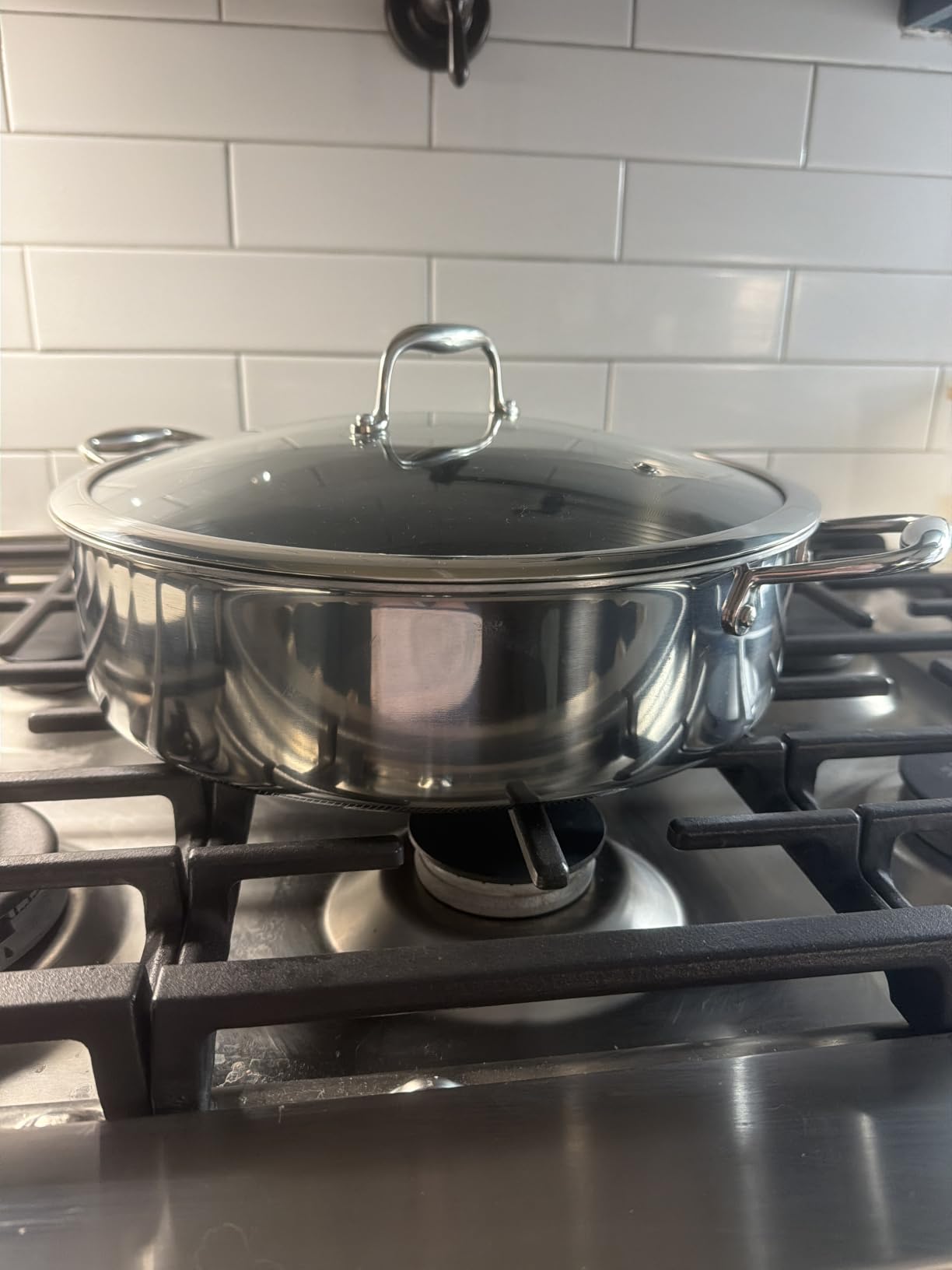 HexClad 4.5 Qt Hybrid Nonstick Deep Sauté Frying Pan & Lid, Induction Ready, Stay-Cool Handles, Dishwasher and Oven Safe up to 900°F customer photo 1