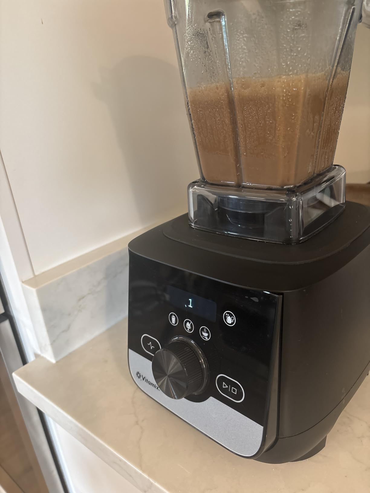 Vitamix Ascent X3 Blender with Three Blending Programs, Self-Cleaning Program, Professional-Grade Blender for Smoothies, Soups and More, Stainless-Steel Blades, 48 Oz Container, Polar White customer photo 1