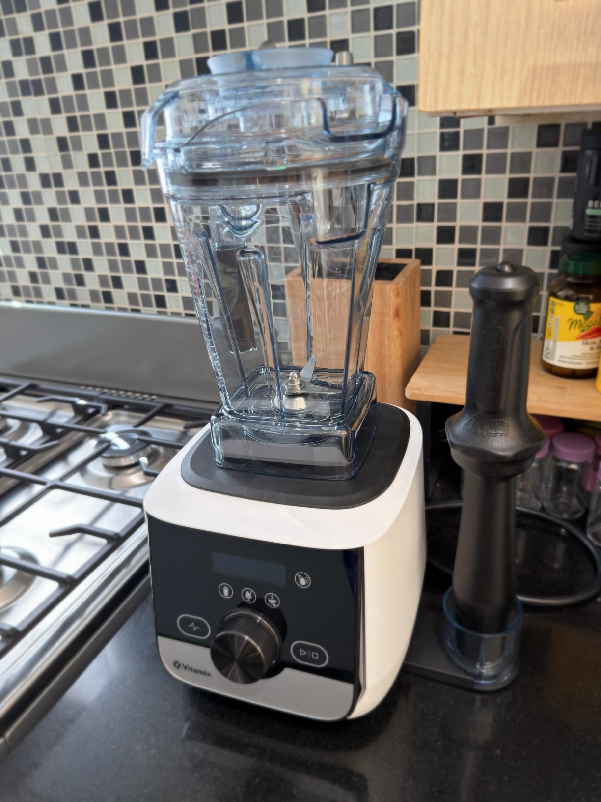 Vitamix Ascent X3 Blender with Three Blending Programs, Self-Cleaning Program, Professional-Grade Blender for Smoothies, Soups and More, Stainless-Steel Blades, 48 Oz Container, Polar White customer photo 2