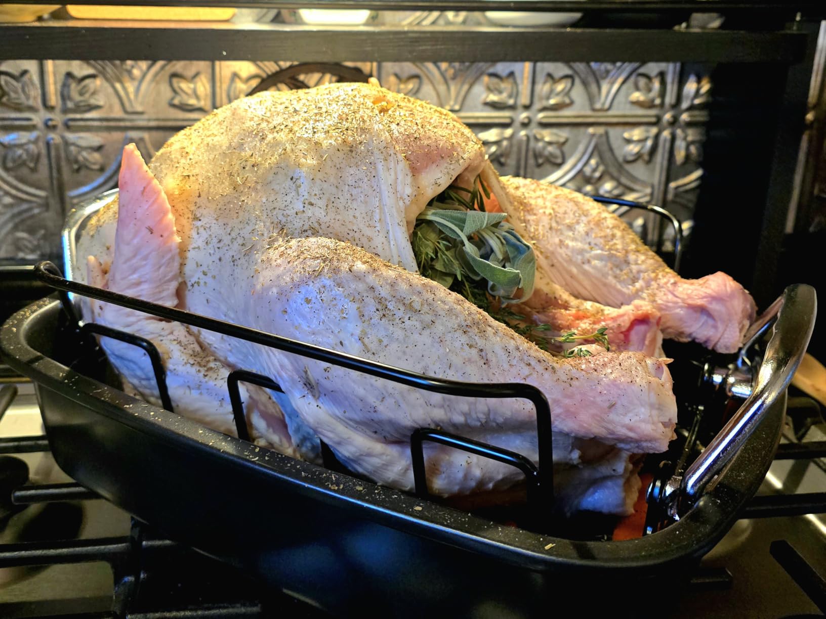Large Nonstick Roasting Pan with Rack (17x13 Inch) -Turkey Roasting Pan with Wider Handles, Heavy Duty Construction Roaster - Easy Clean for Oven customer photo 2